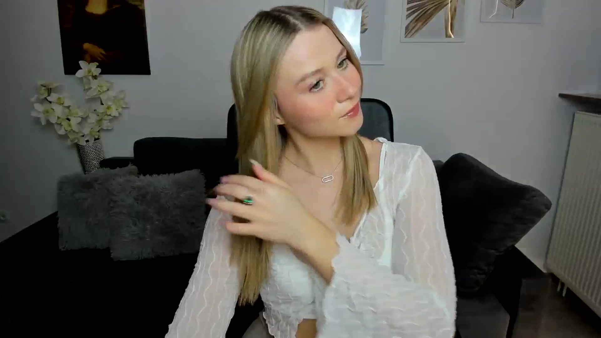 Gallery image thumbnail from PinkCorall's myfreecams stream on, 11/30/2023, 13:43 image 19 of 20