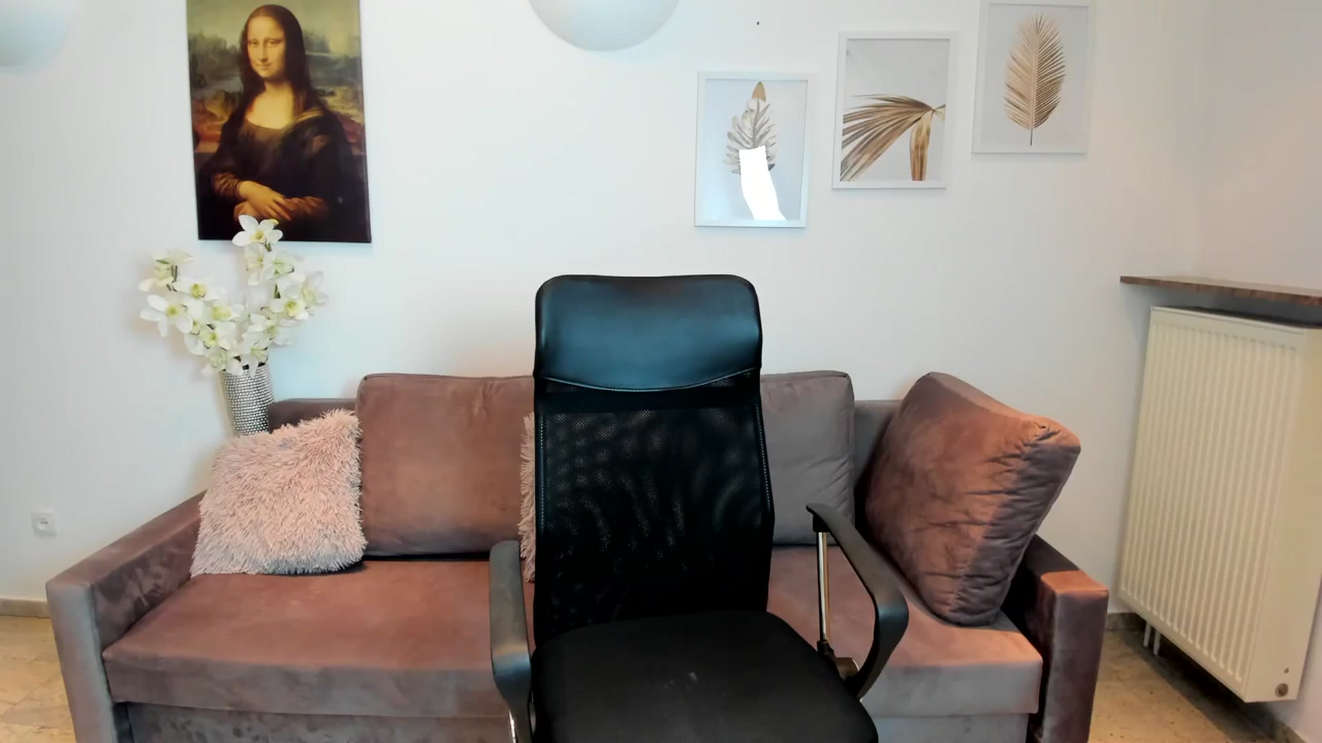 Gallery image thumbnail from PinkCorall's myfreecams stream on, 12/05/2023, 18:50 image 8 of 20