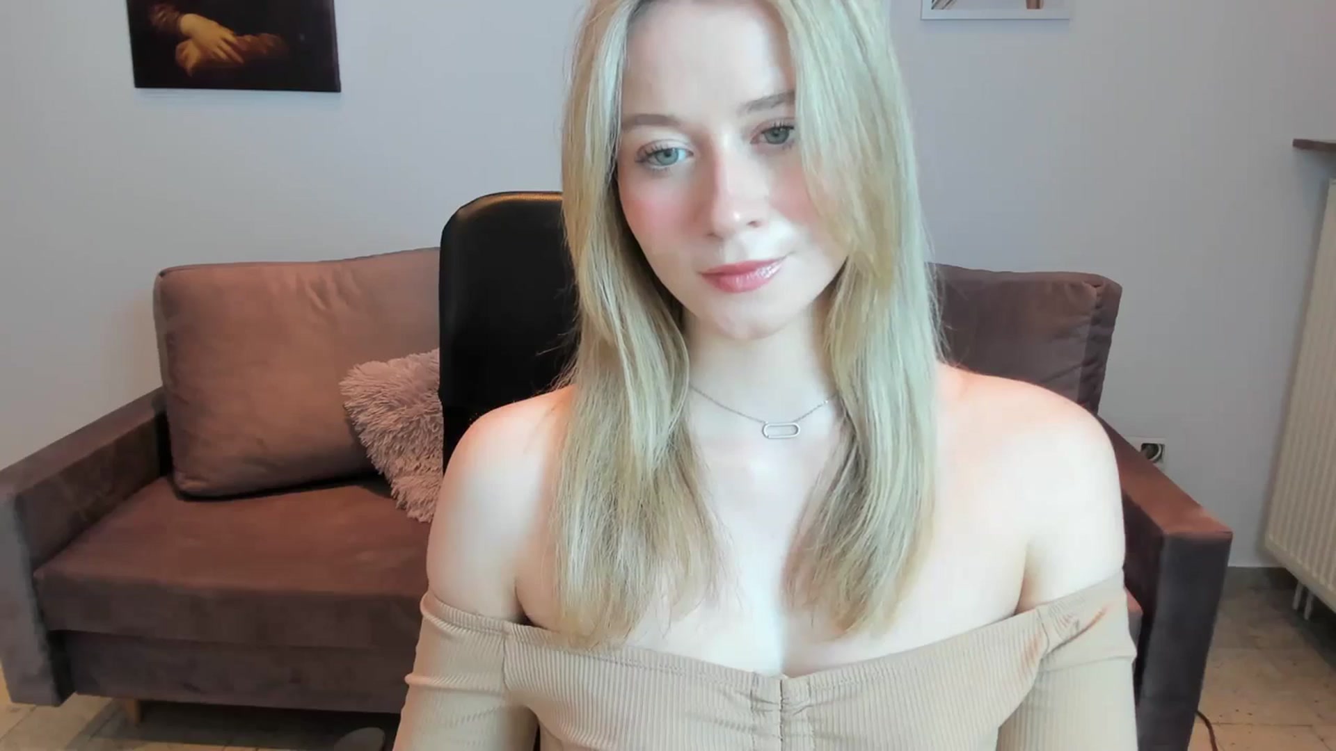 Gallery image thumbnail from PinkCorall's myfreecams stream on, 12/09/2023, 15:06 image 10 of 20