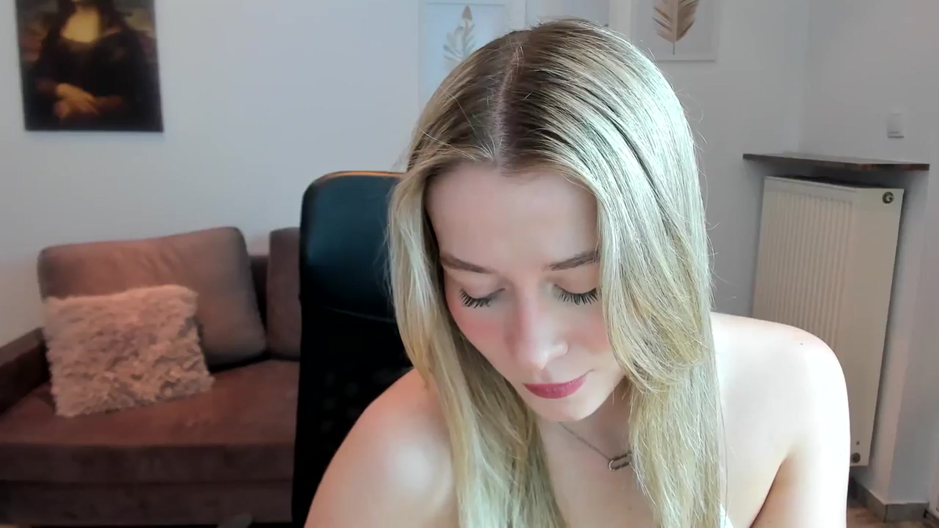 Gallery image thumbnail from PinkCorall's myfreecams stream on, 12/11/2023, 15:52 image 11 of 20