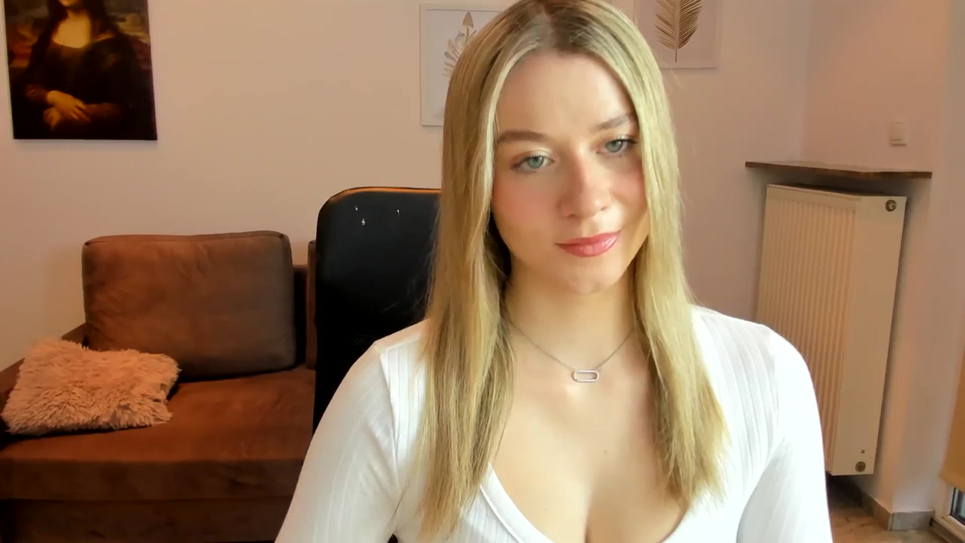Gallery image thumbnail from PinkCorall's myfreecams stream on, 12/14/2023, 16:34 image 6 of 20