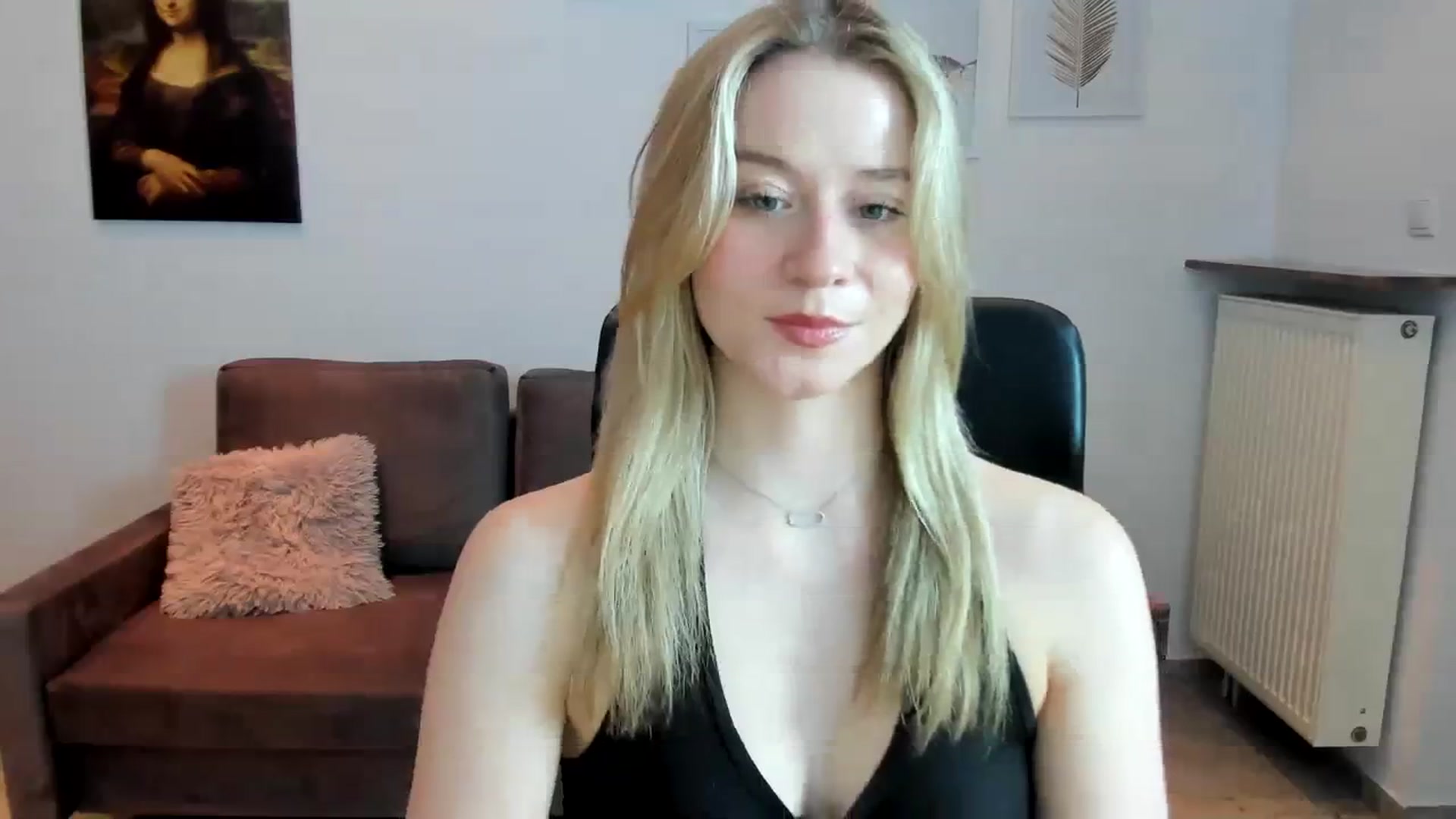 Gallery image thumbnail from PinkCorall's myfreecams stream on, 12/16/2023, 17:30 image 6 of 20