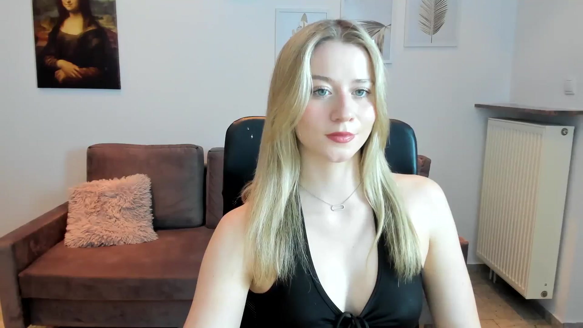 Gallery image thumbnail from PinkCorall's myfreecams stream on, 12/16/2023, 17:30 image 10 of 20