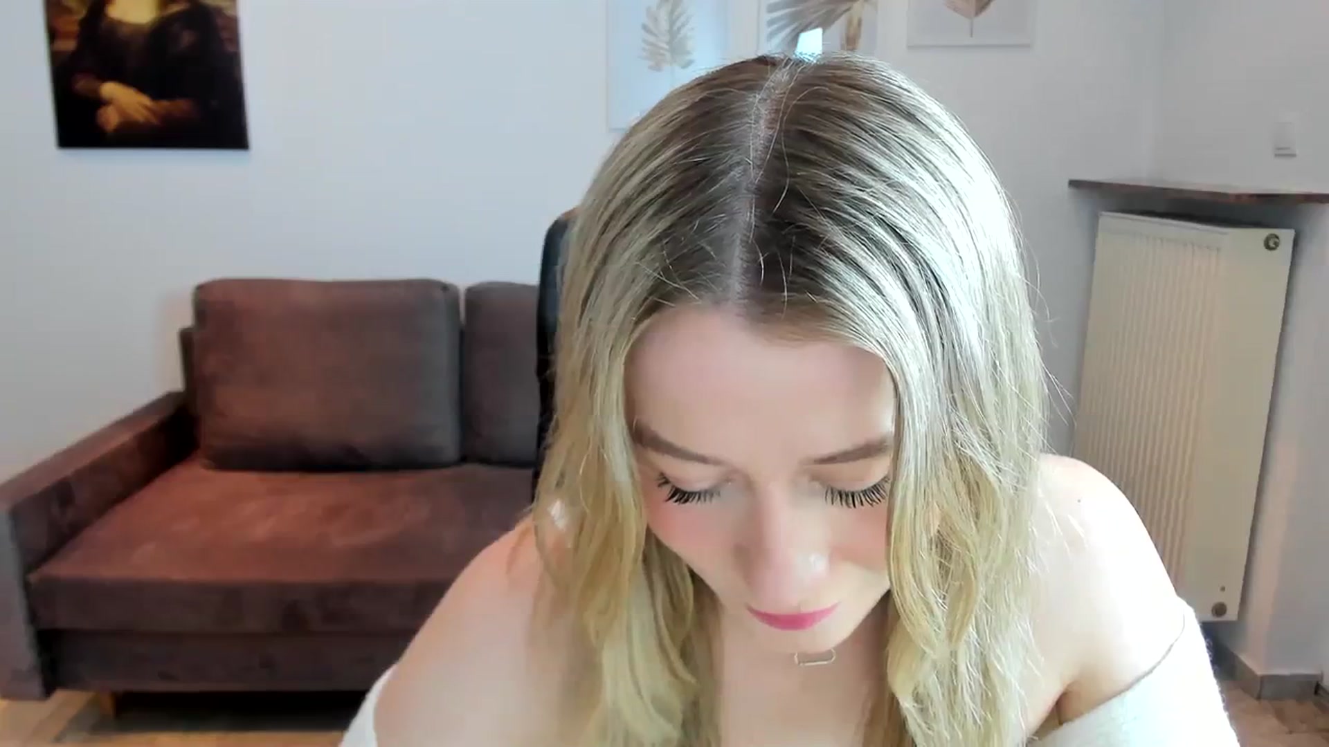 Gallery image thumbnail from PinkCorall's myfreecams stream on, 12/20/2023, 18:14 image 2 of 20