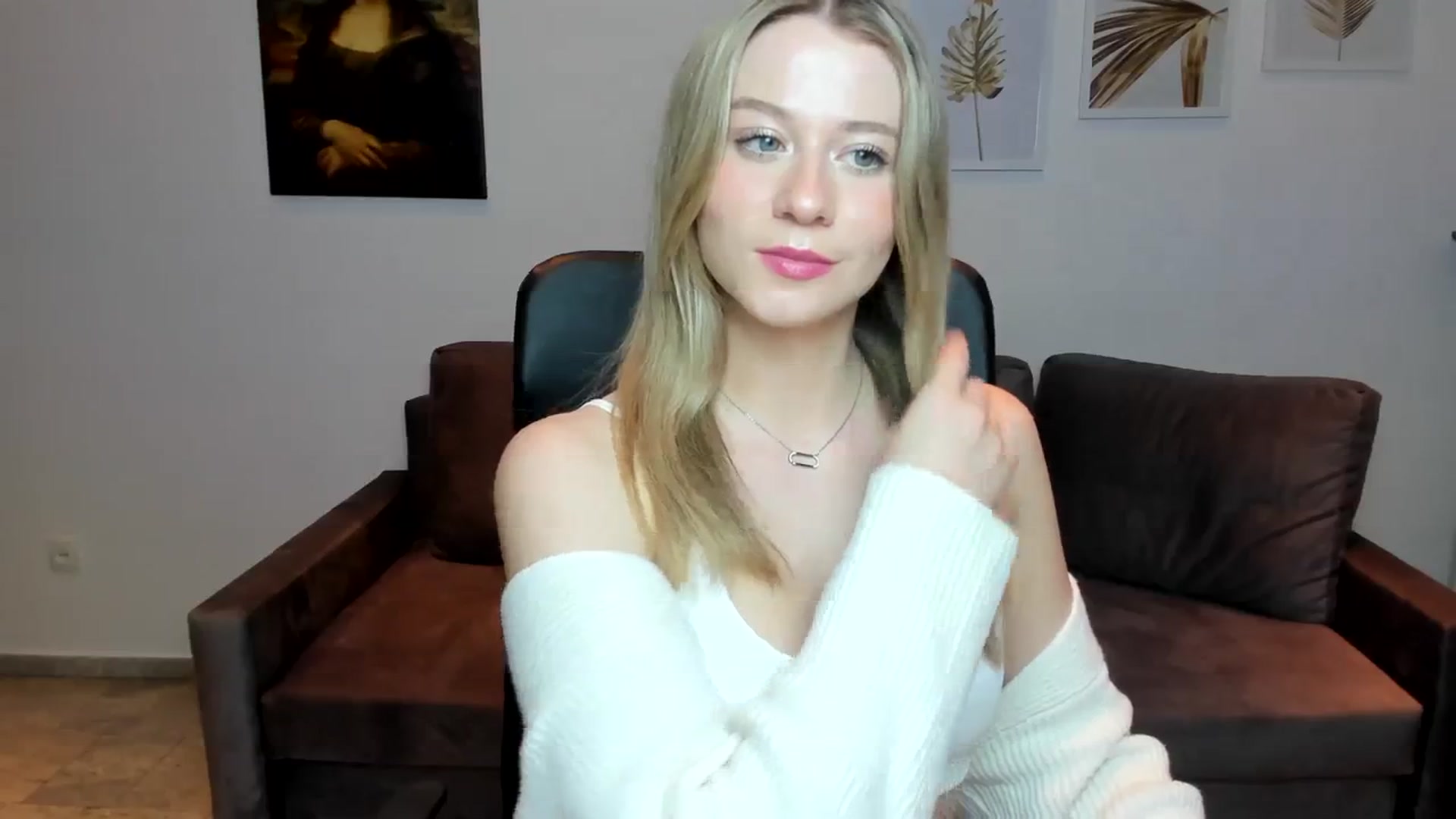 Gallery image thumbnail from PinkCorall's myfreecams stream on, 12/20/2023, 19:38 image 5 of 20