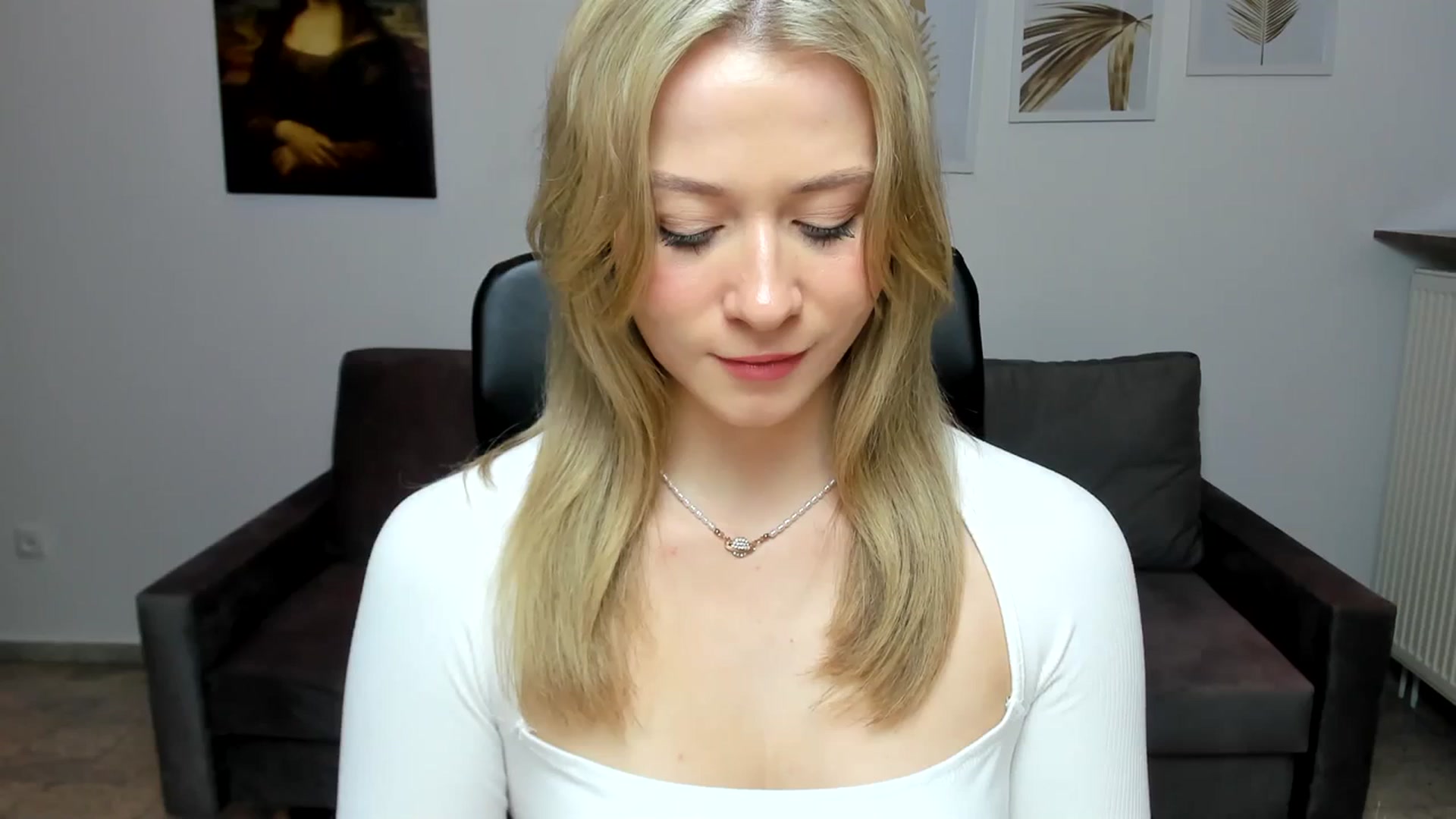 Gallery image thumbnail from PinkCorall's myfreecams stream on, 01/10/2024, 17:00 image 10 of 20