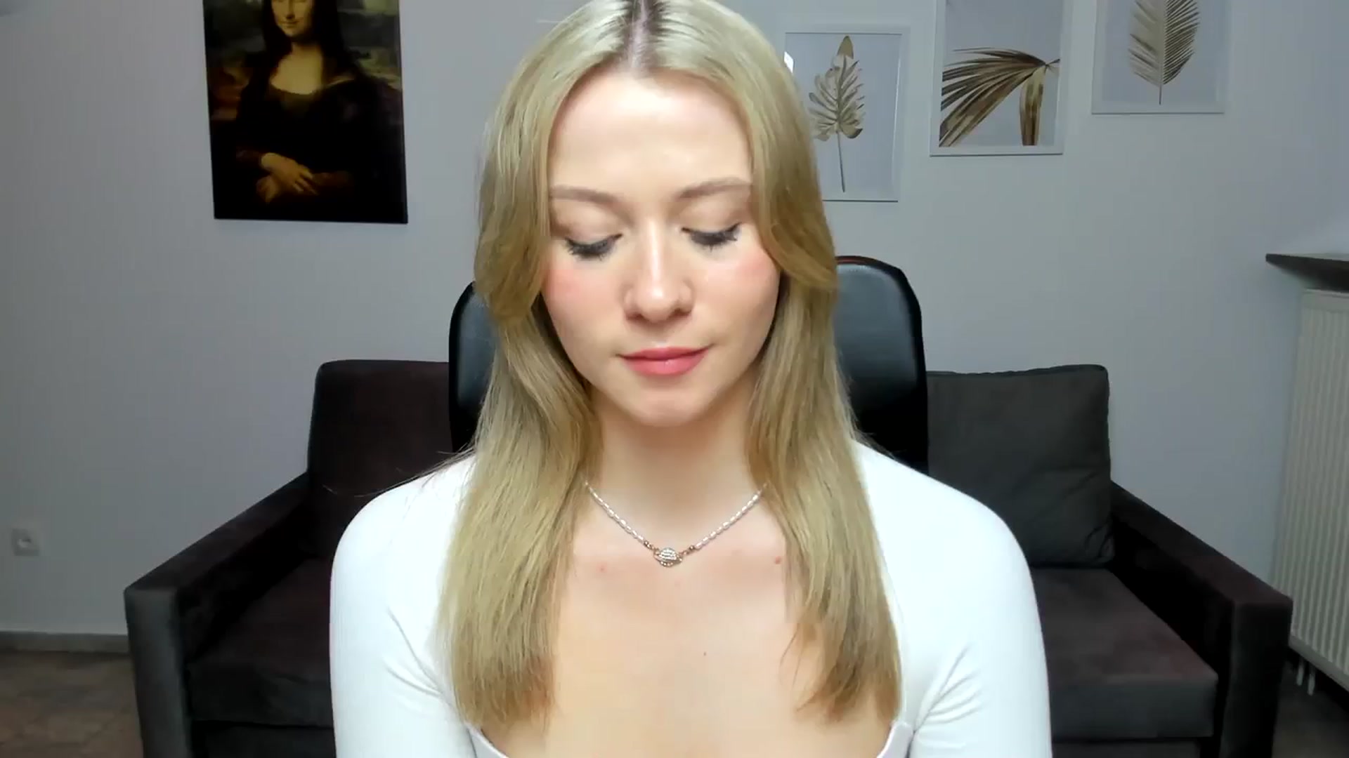 Gallery image thumbnail from PinkCorall's myfreecams stream on, 01/10/2024, 17:00 image 17 of 20