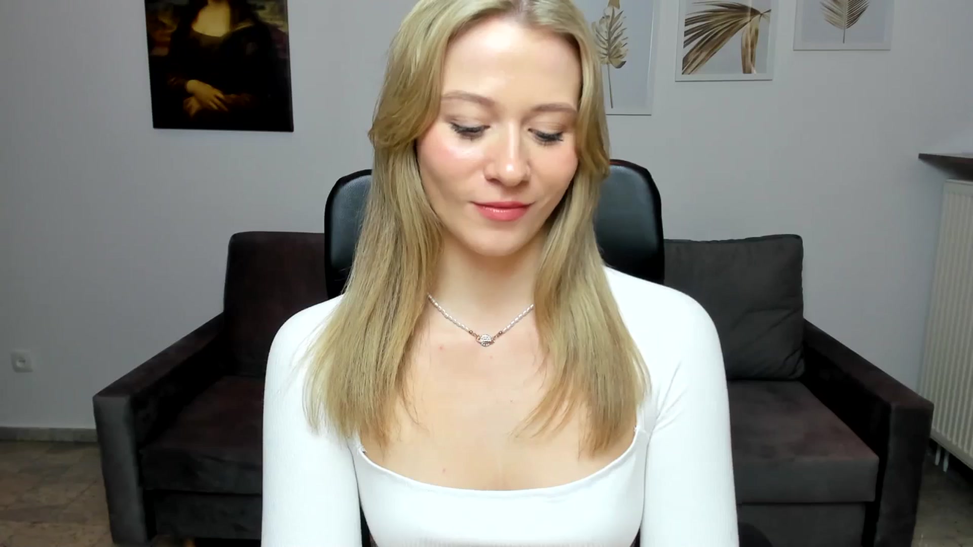 Gallery image thumbnail from PinkCorall's myfreecams stream on, 01/10/2024, 17:00 image 9 of 20