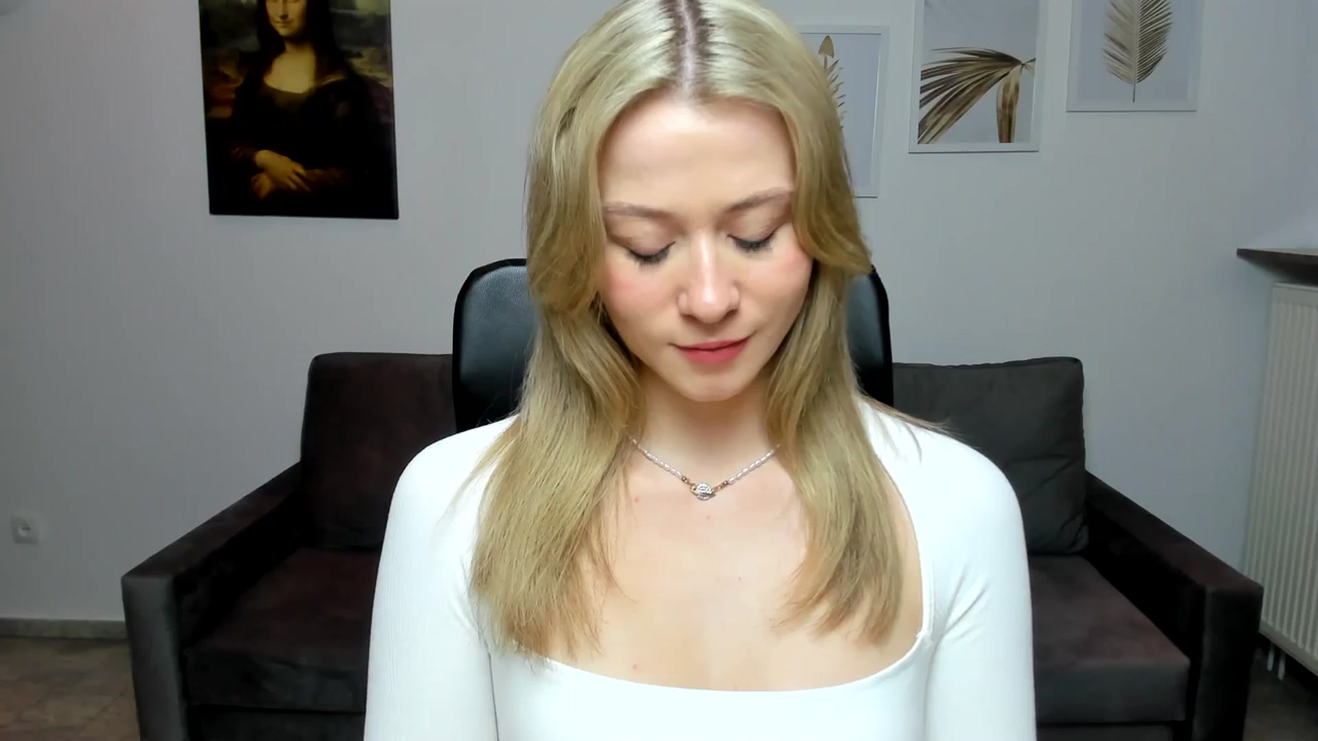 Gallery image thumbnail from PinkCorall's myfreecams stream on, 01/10/2024, 17:00 image 16 of 20