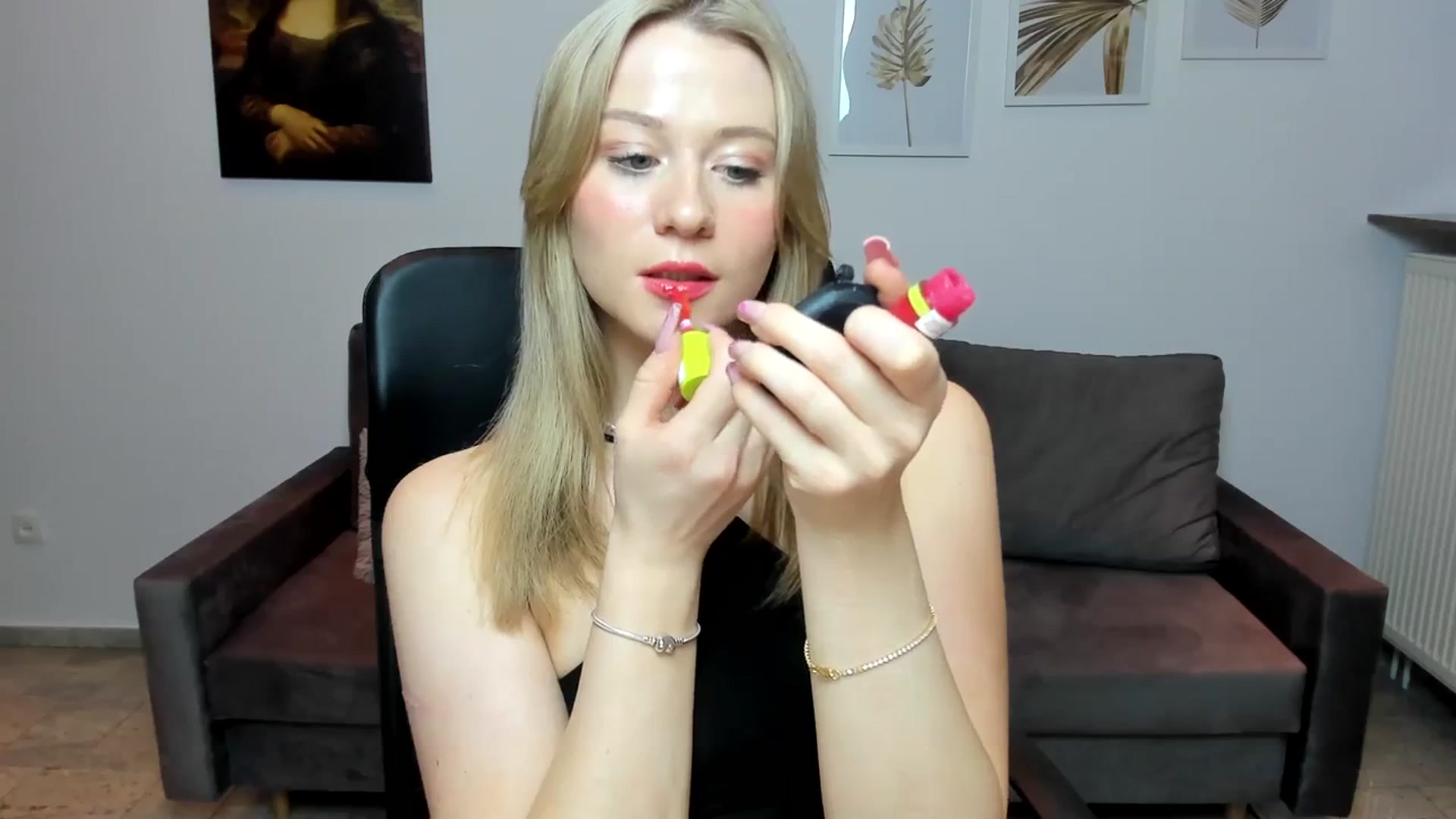 Gallery image thumbnail from PinkCorall's myfreecams stream on, 01/11/2024, 16:04 image 15 of 20