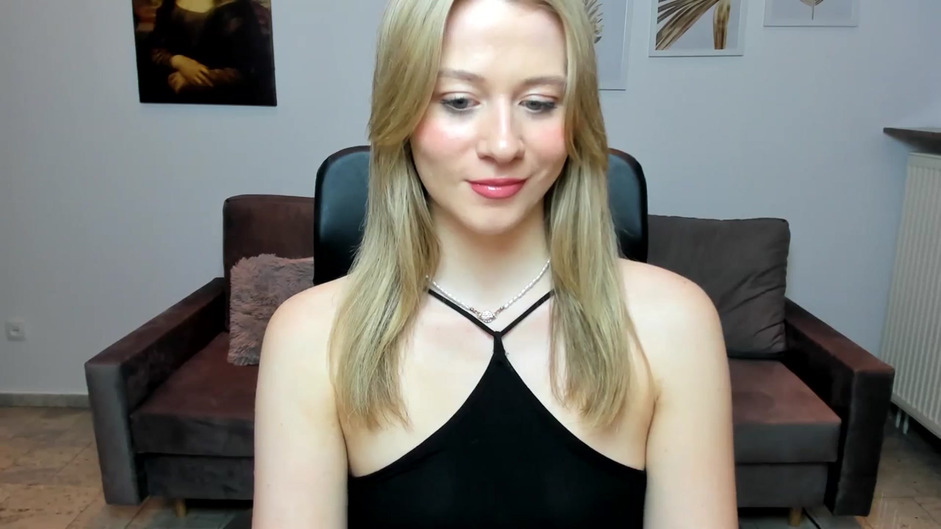 Gallery image thumbnail from PinkCorall's myfreecams stream on, 01/11/2024, 18:59 image 17 of 20