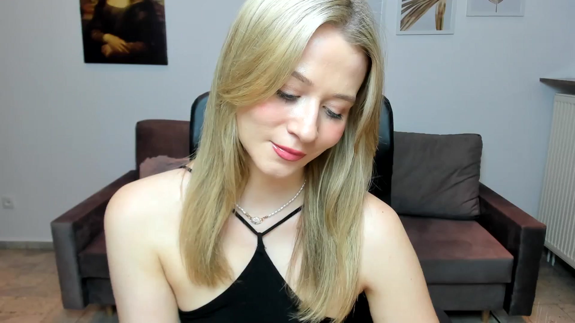 Gallery image thumbnail from PinkCorall's myfreecams stream on, 01/11/2024, 18:59 image 18 of 20