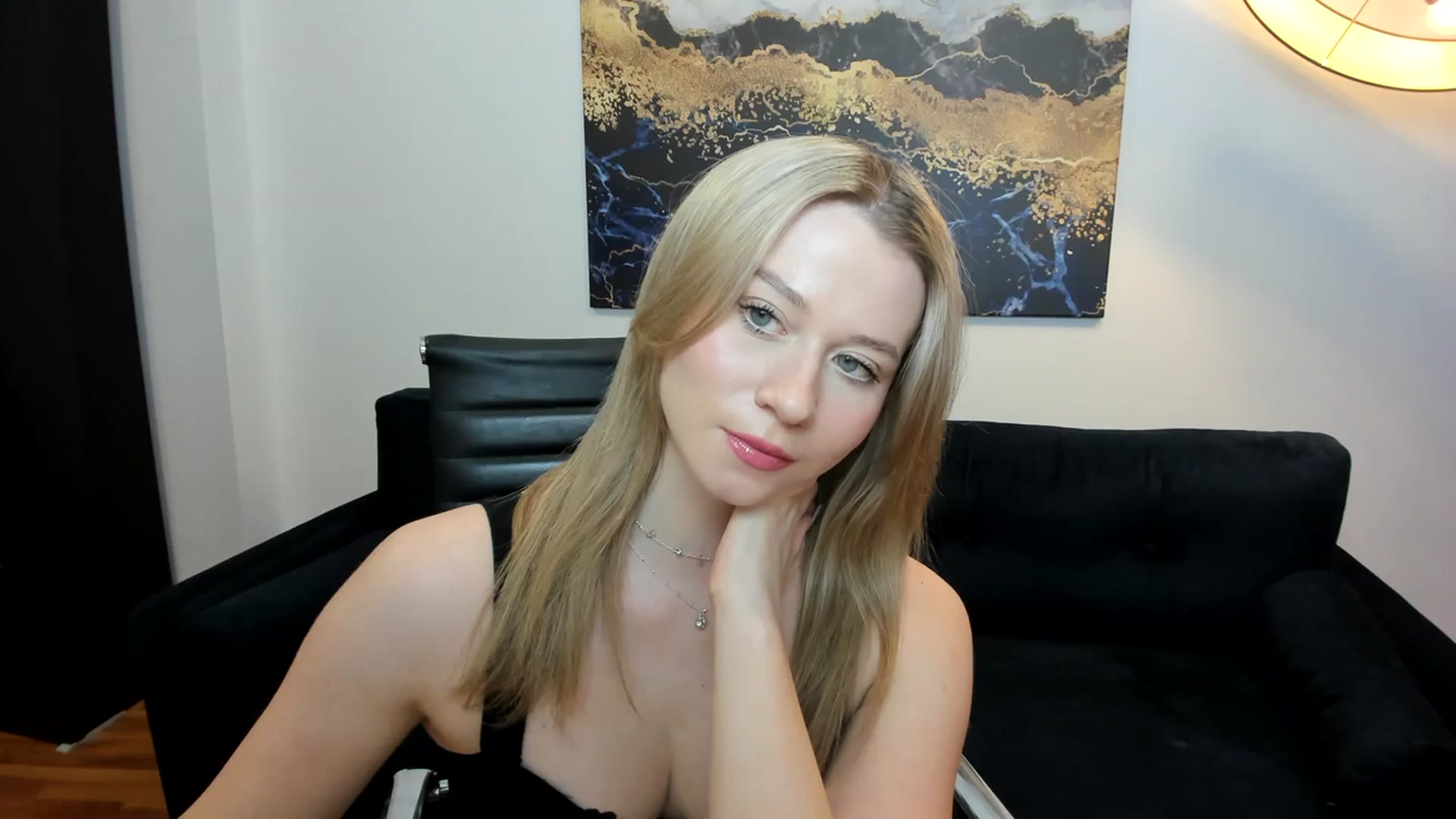 Gallery image thumbnail from PinkCorall's myfreecams stream on, 02/01/2024, 18:00 image 18 of 20