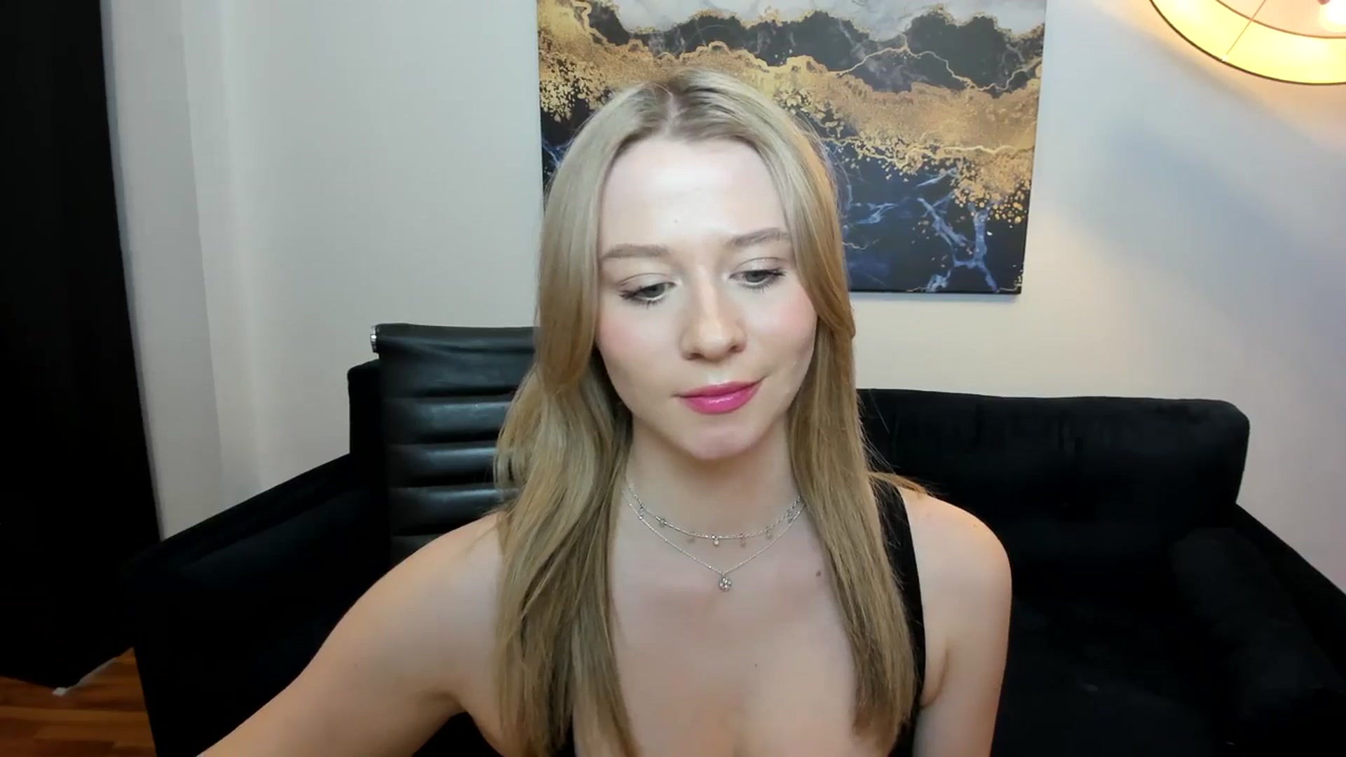 Gallery image thumbnail from PinkCorall's myfreecams stream on, 02/01/2024, 18:00 image 15 of 20