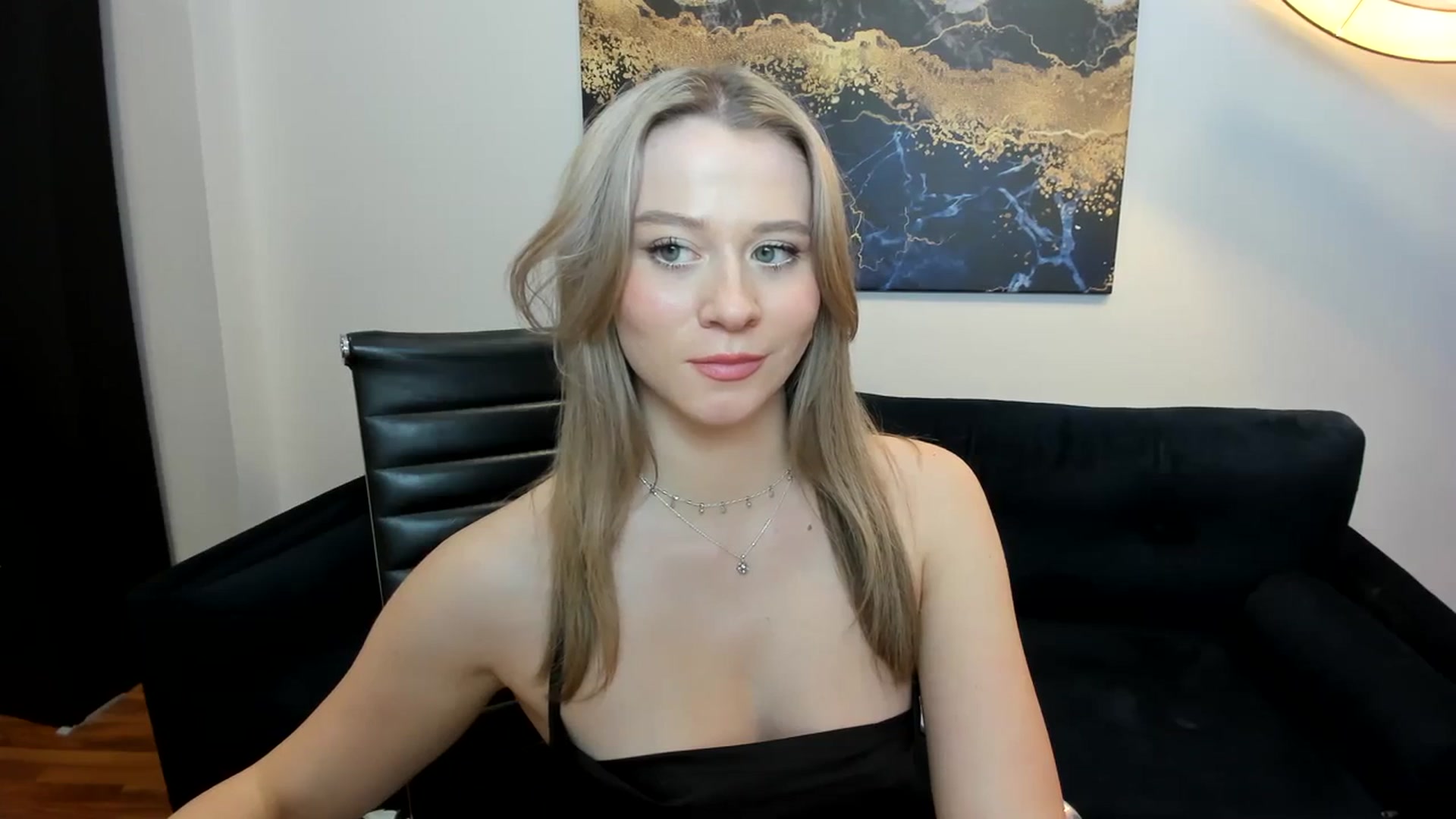 Gallery image thumbnail from PinkCorall's myfreecams stream on, 02/02/2024, 21:02 image 10 of 20