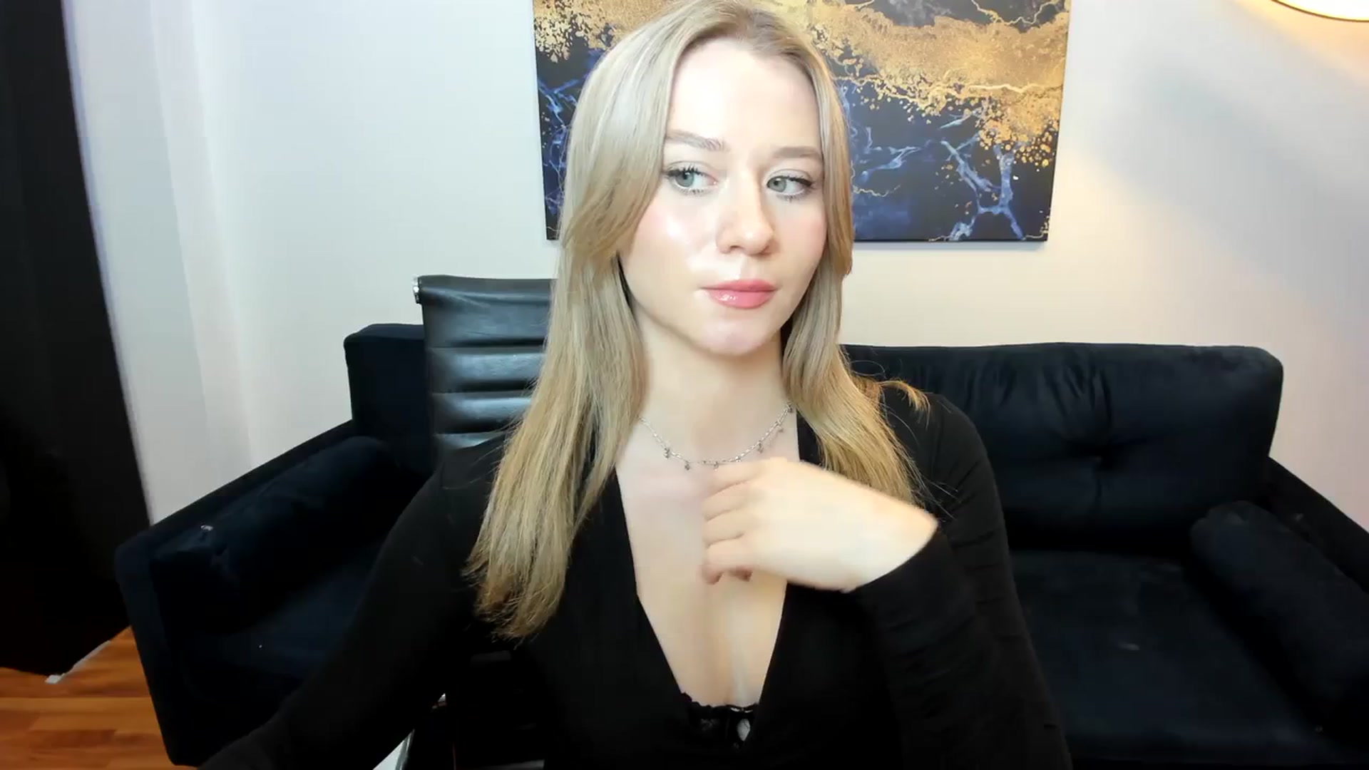 Gallery image thumbnail from PinkCorall's myfreecams stream on, 02/06/2024, 18:32 image 14 of 20