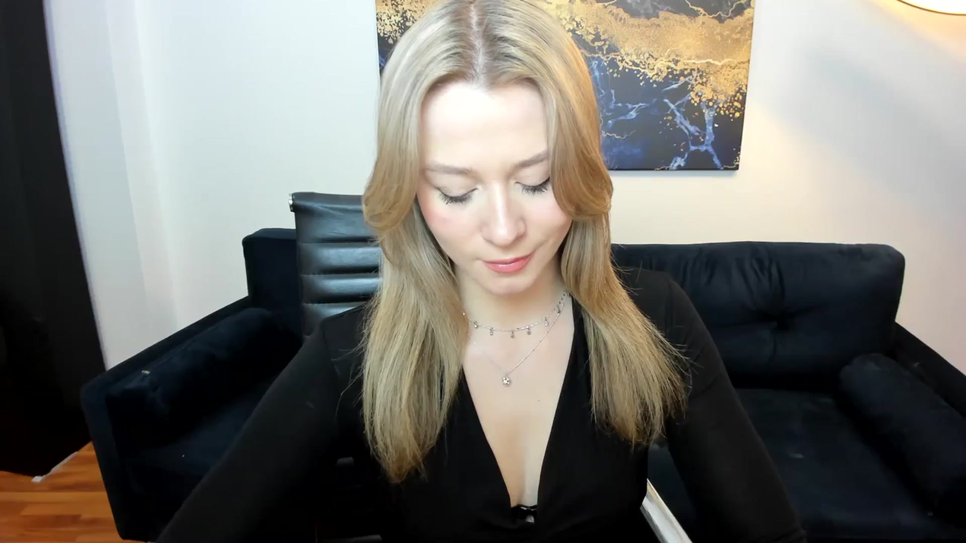 Gallery image thumbnail from PinkCorall's myfreecams stream on, 02/06/2024, 18:32 image 6 of 20