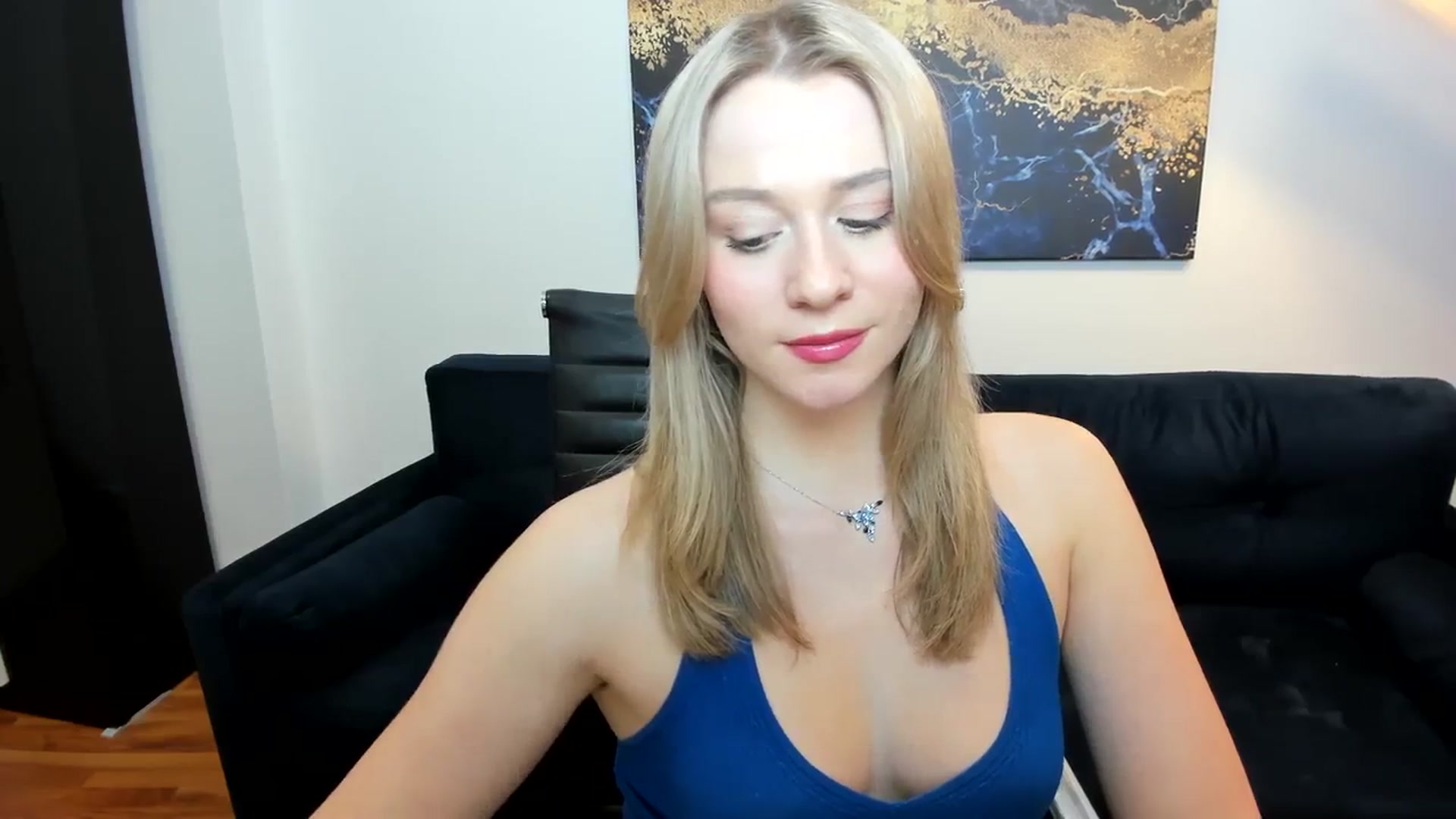 Gallery image thumbnail from PinkCorall's myfreecams stream on, 02/18/2024, 19:19 image 17 of 20