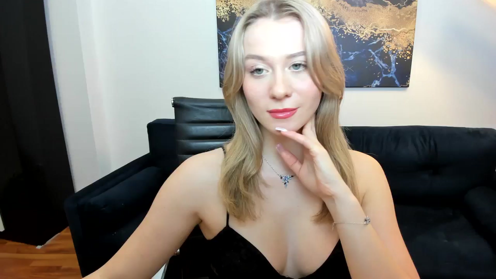 Gallery image thumbnail from PinkCorall's myfreecams stream on, 02/19/2024, 18:33 image 14 of 20