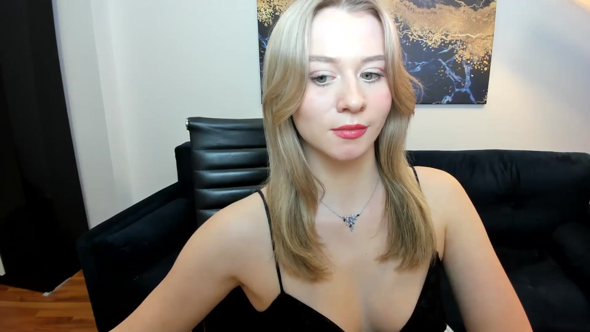 Gallery image thumbnail from PinkCorall's myfreecams stream on, 02/19/2024, 18:33 image 18 of 20