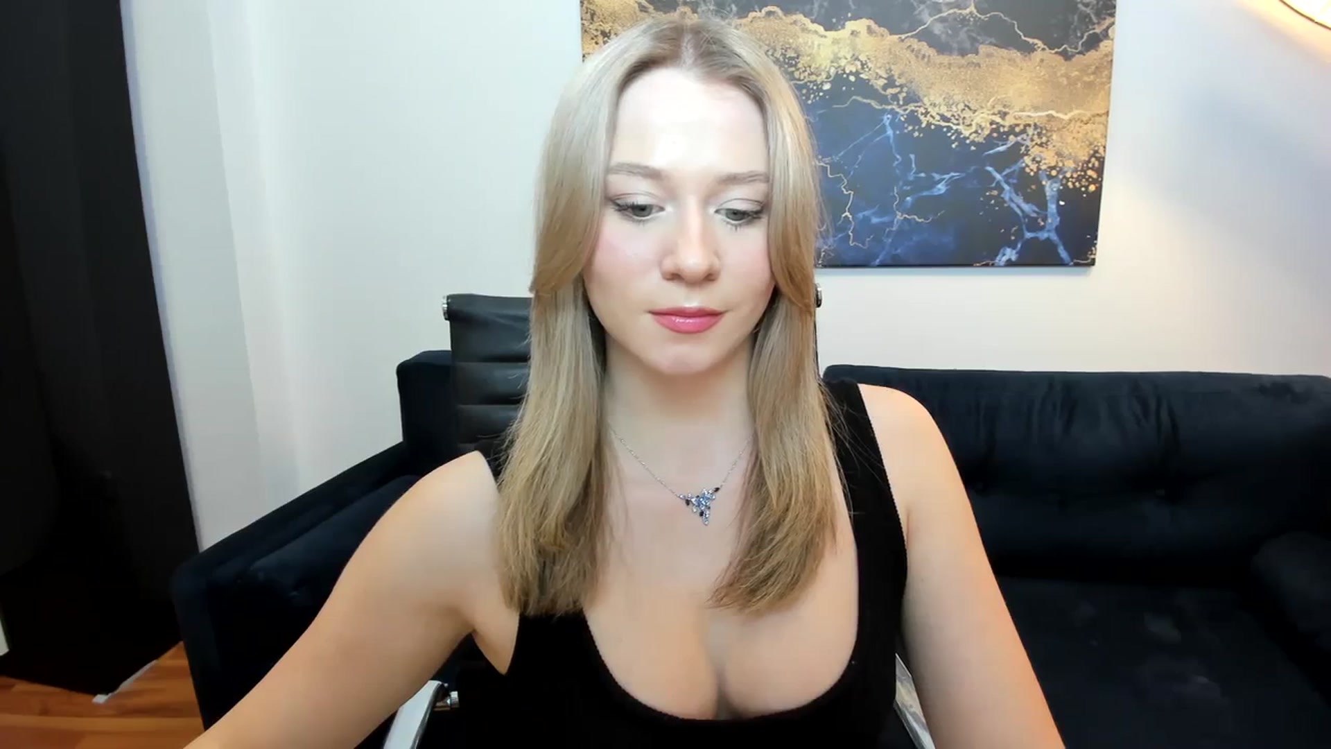Gallery image thumbnail from PinkCorall's myfreecams stream on, 02/27/2024, 17:22 image 17 of 20