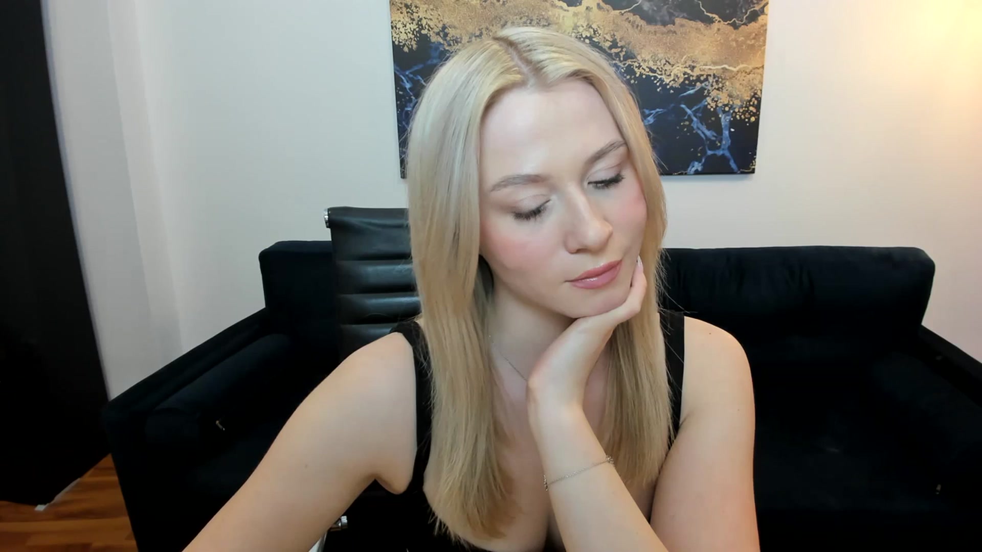 Gallery image thumbnail from PinkCorall's myfreecams stream on, 03/06/2024, 18:32 image 10 of 20
