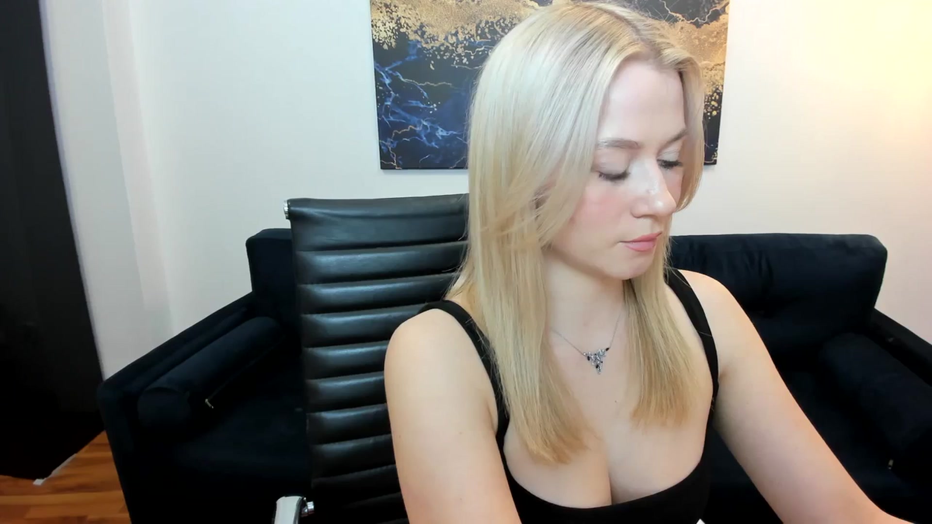Gallery image thumbnail from PinkCorall's myfreecams stream on, 03/06/2024, 18:32 image 12 of 20