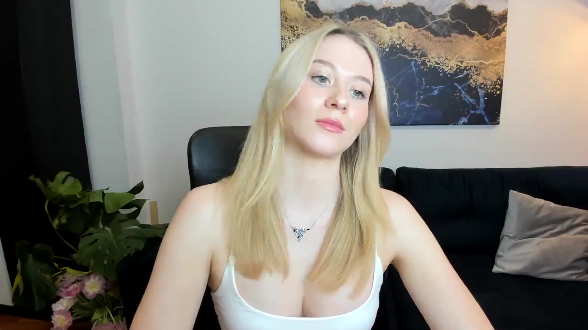 Gallery image thumbnail from PinkCorall's myfreecams stream on, 04/10/2024, 14:46 image 14 of 20