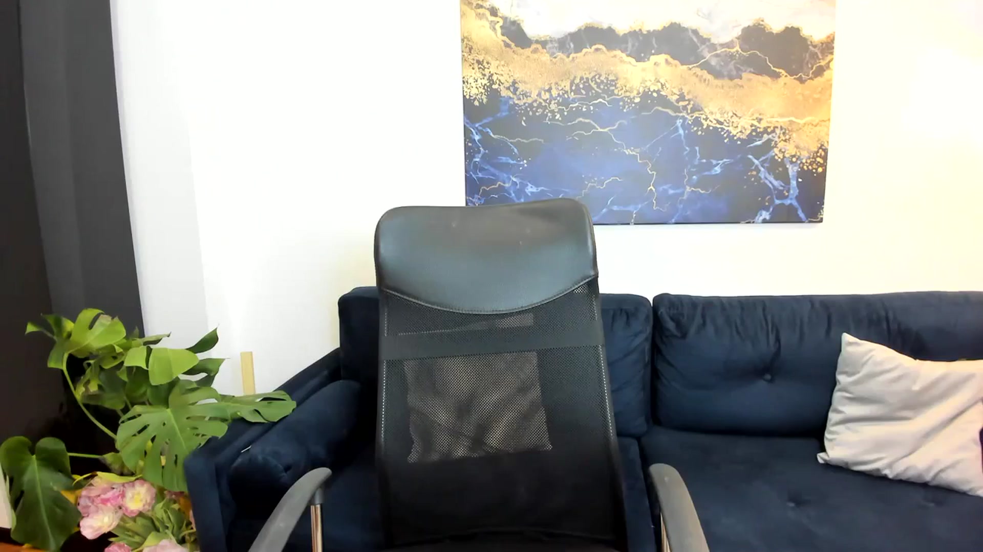 Gallery image thumbnail from PinkCorall's myfreecams stream on, 04/11/2024, 13:20 image 10 of 20