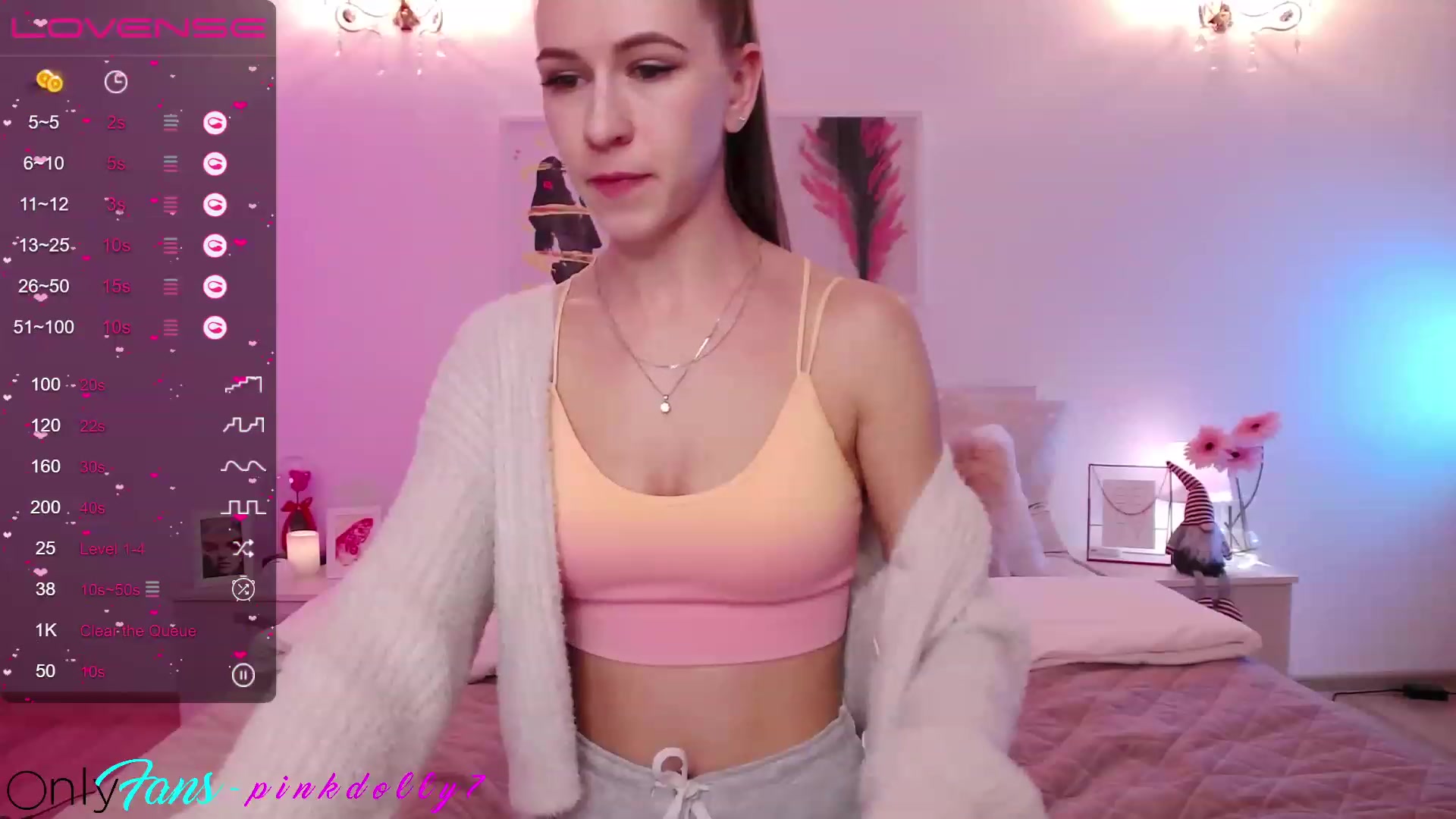 Gallery image thumbnail from PinkDolly_'s myfreecams stream on, 12/21/2022, 01:29 image 11 of 20