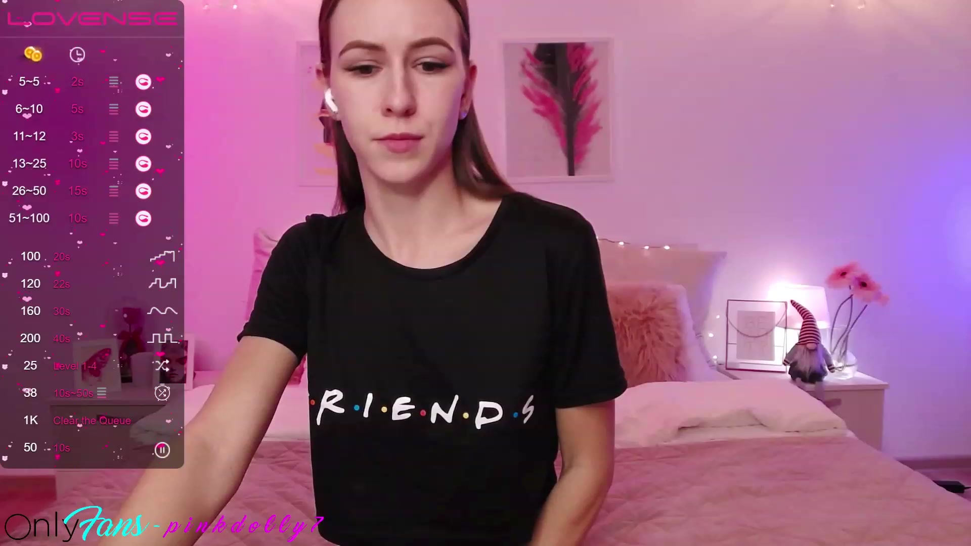 Gallery image thumbnail from PinkDolly_'s myfreecams stream on, 01/07/2023, 17:17 image 6 of 20