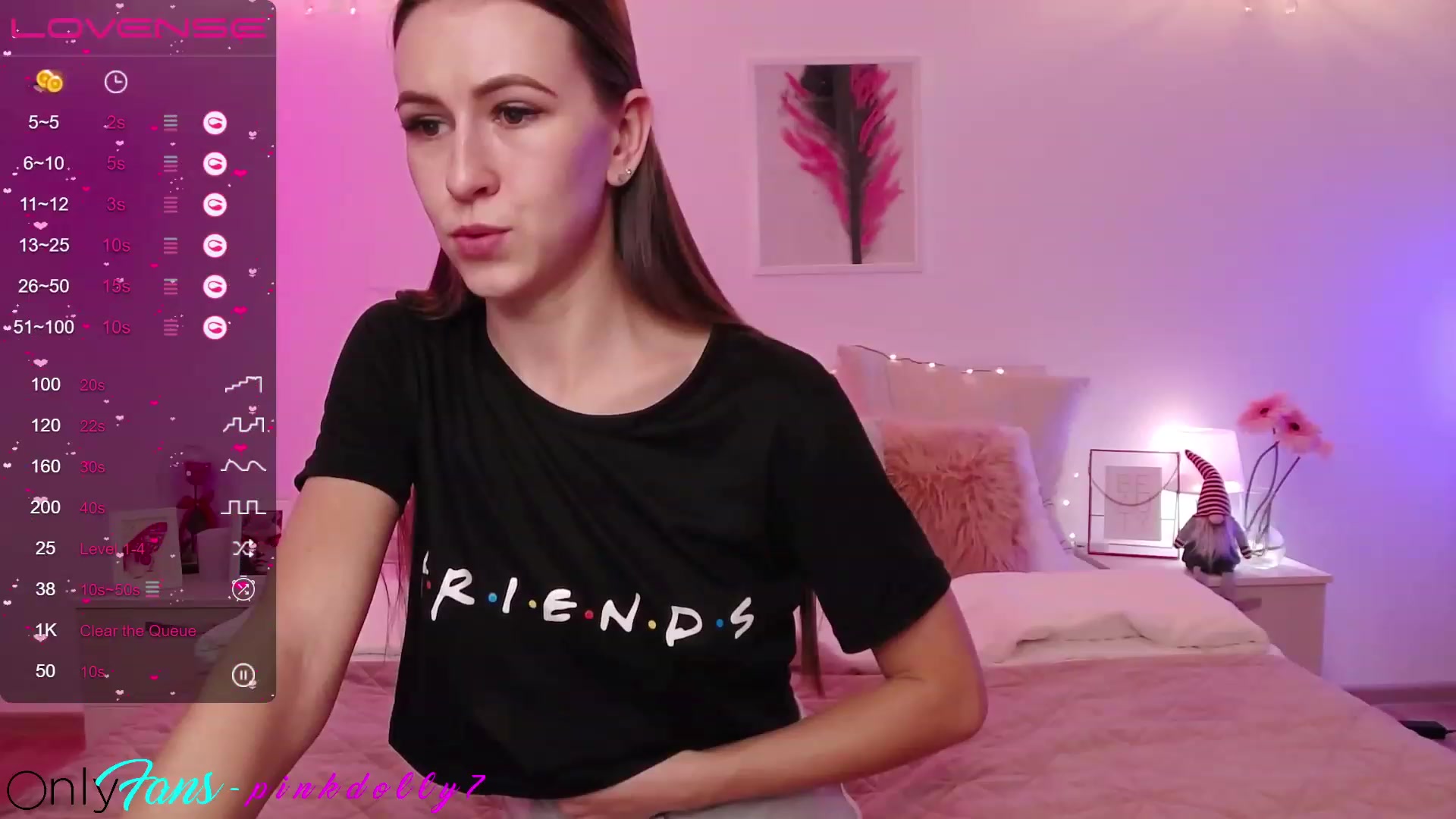 Gallery image thumbnail from PinkDolly_'s myfreecams stream on, 01/07/2023, 17:17 image 5 of 20