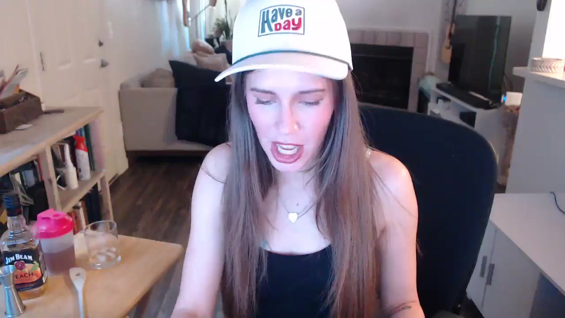 Gallery image thumbnail from PinkDrink420's myfreecams stream on, 07/04/2024, 02:26 image 8 of 20