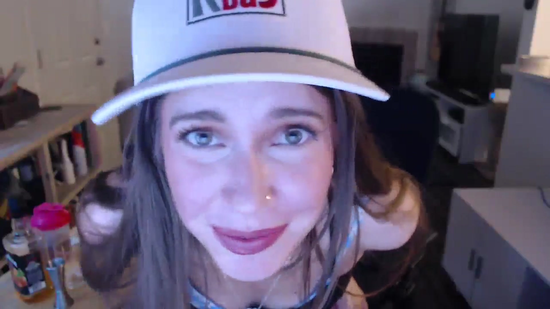 Gallery image thumbnail from PinkDrink420's myfreecams stream on, 07/04/2024, 02:26 image 10 of 20