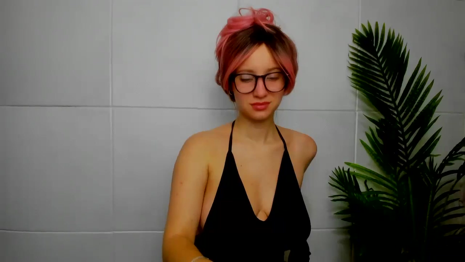 Gallery image thumbnail from PinkGirll's myfreecams stream on, 01/05/2025, 14:20 image 8 of 20