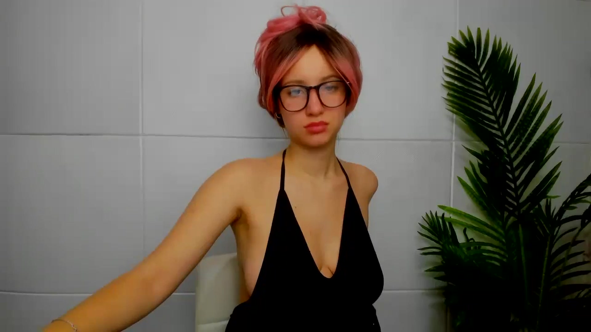 Gallery image thumbnail from PinkGirll's myfreecams stream on, 01/05/2025, 14:20 image 9 of 20