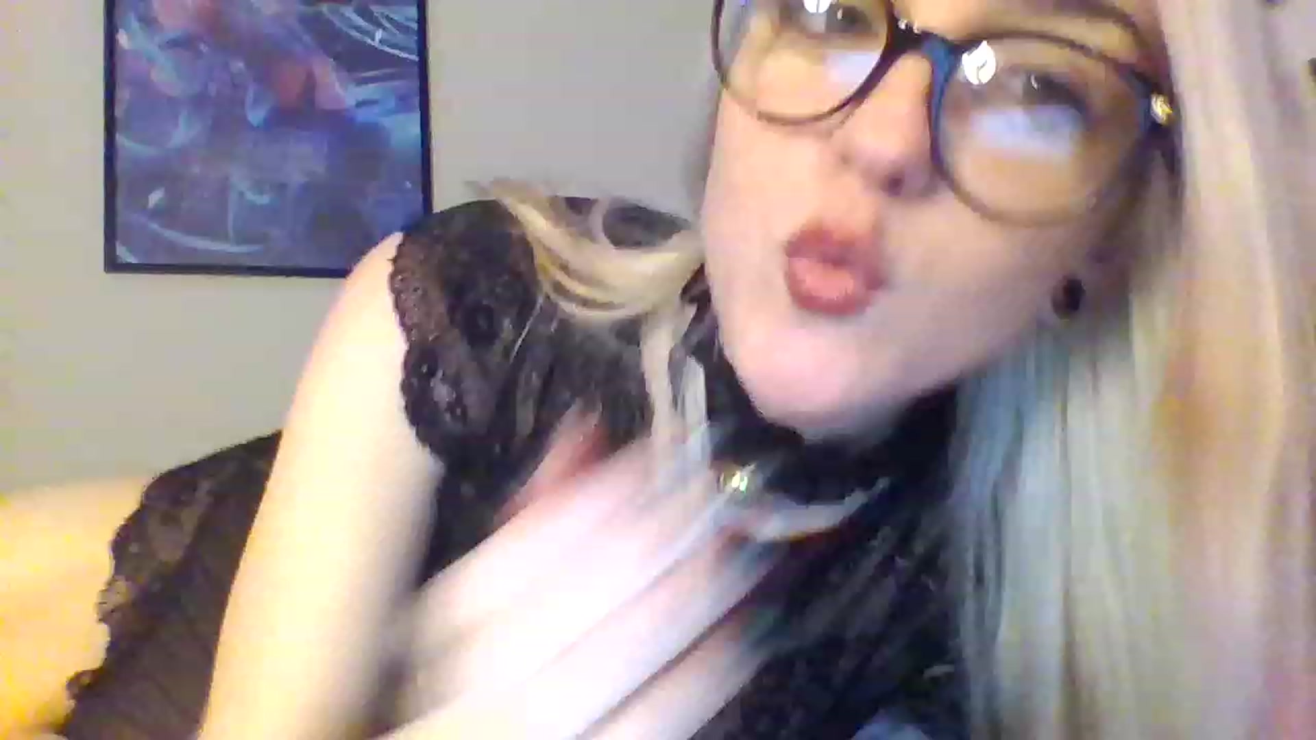 Gallery image thumbnail from PinkNymphy's myfreecams stream on, 11/30/2022, 22:06 image 1 of 20