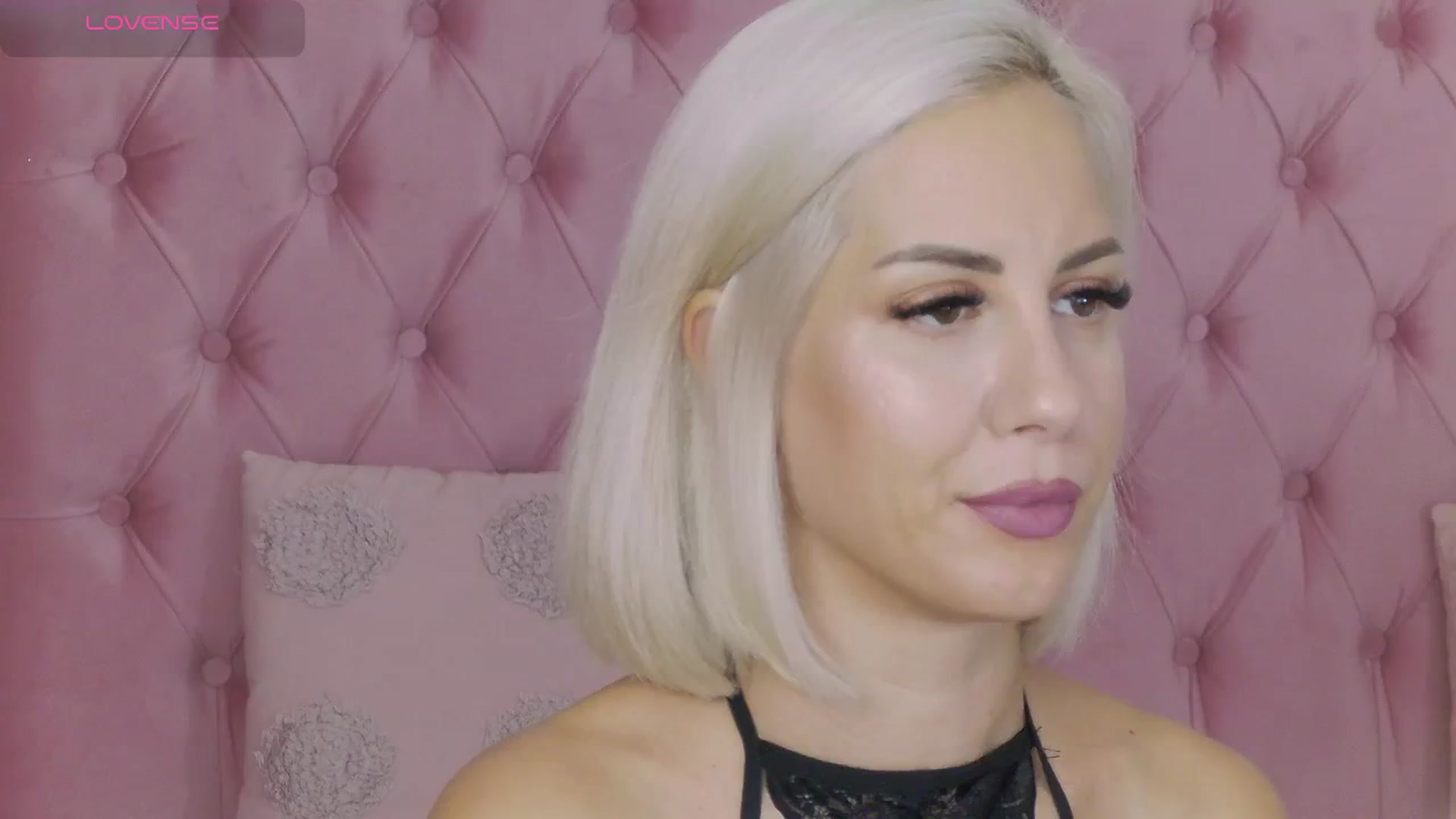 Gallery image thumbnail from PinkSexxe's myfreecams stream on, 10/06/2025, 15:16 image 19 of 20