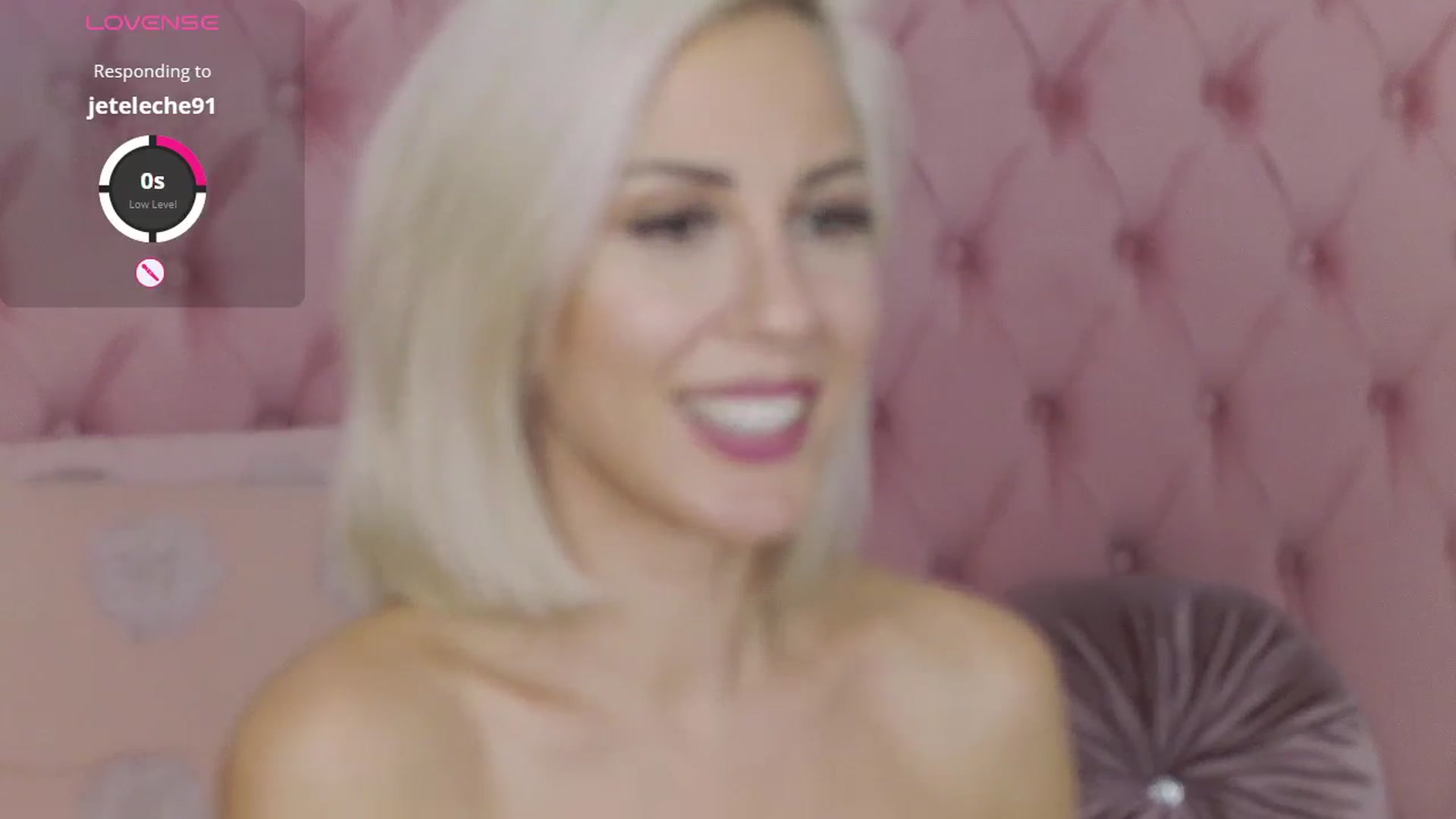 Gallery image thumbnail from PinkSexxe's myfreecams stream on, 10/19/2025, 14:42 image 18 of 20