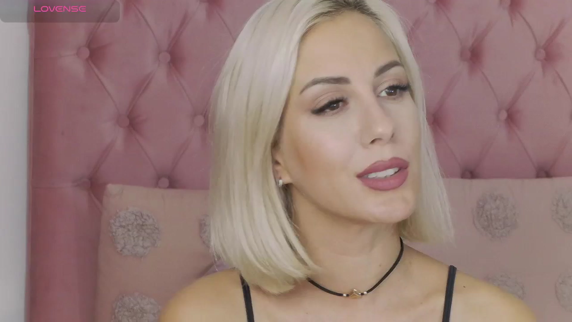 Gallery image thumbnail from PinkSexxe's myfreecams stream on, 10/22/2025, 15:52 image 1 of 20