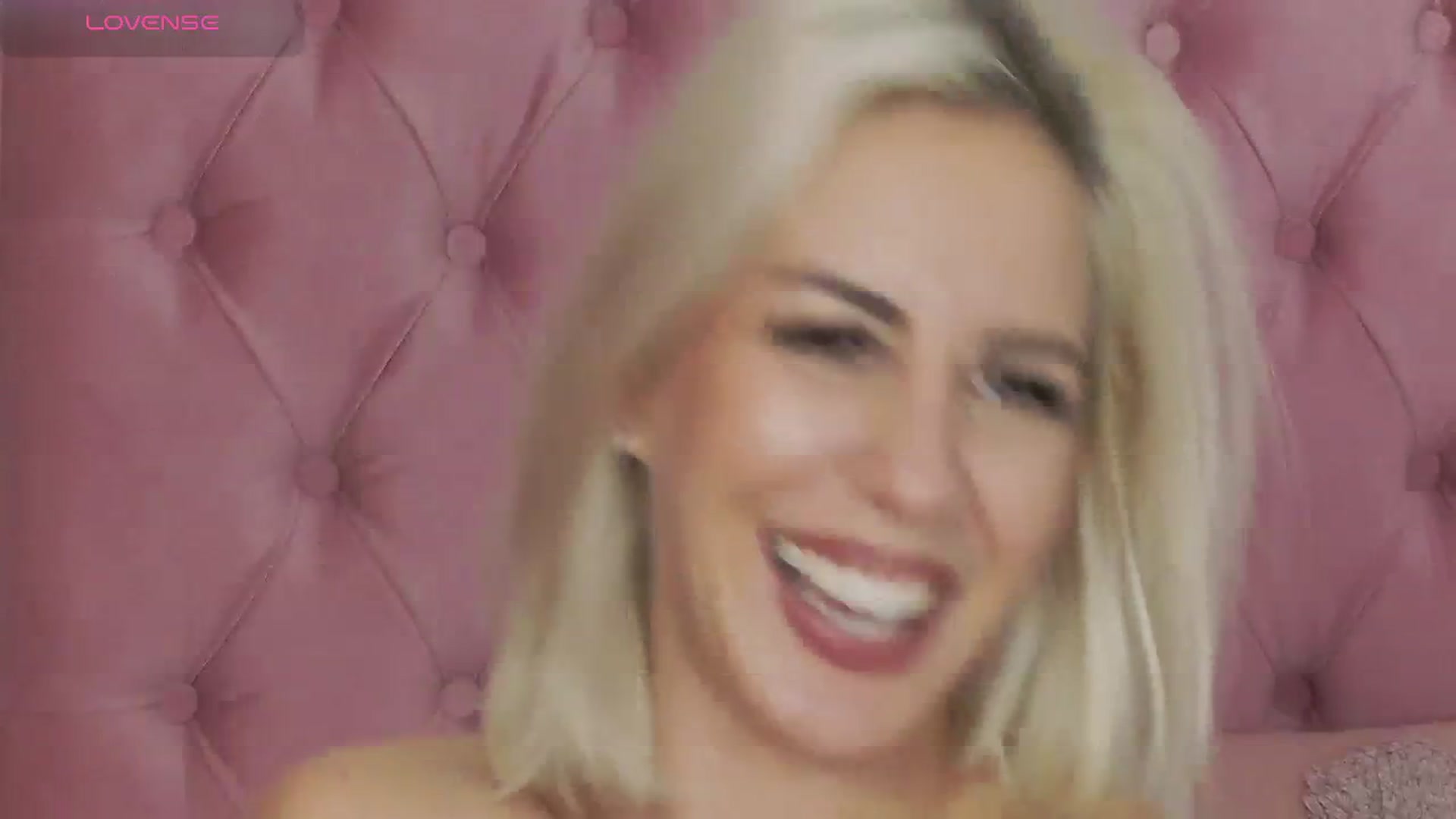 Gallery image thumbnail from PinkSexxe's myfreecams stream on, 12/09/2025, 17:49 image 9 of 20