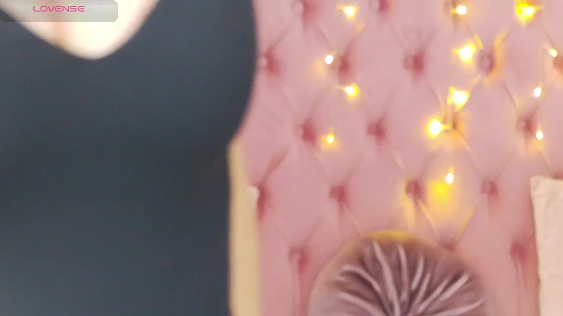 Gallery image thumbnail from PinkSexxe's myfreecams stream on, 12/27/2025, 15:52 image 18 of 20