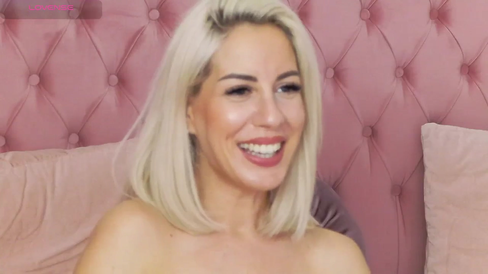 Gallery image thumbnail from PinkSexxe's myfreecams stream on, 01/14/2026, 14:48 image 19 of 20