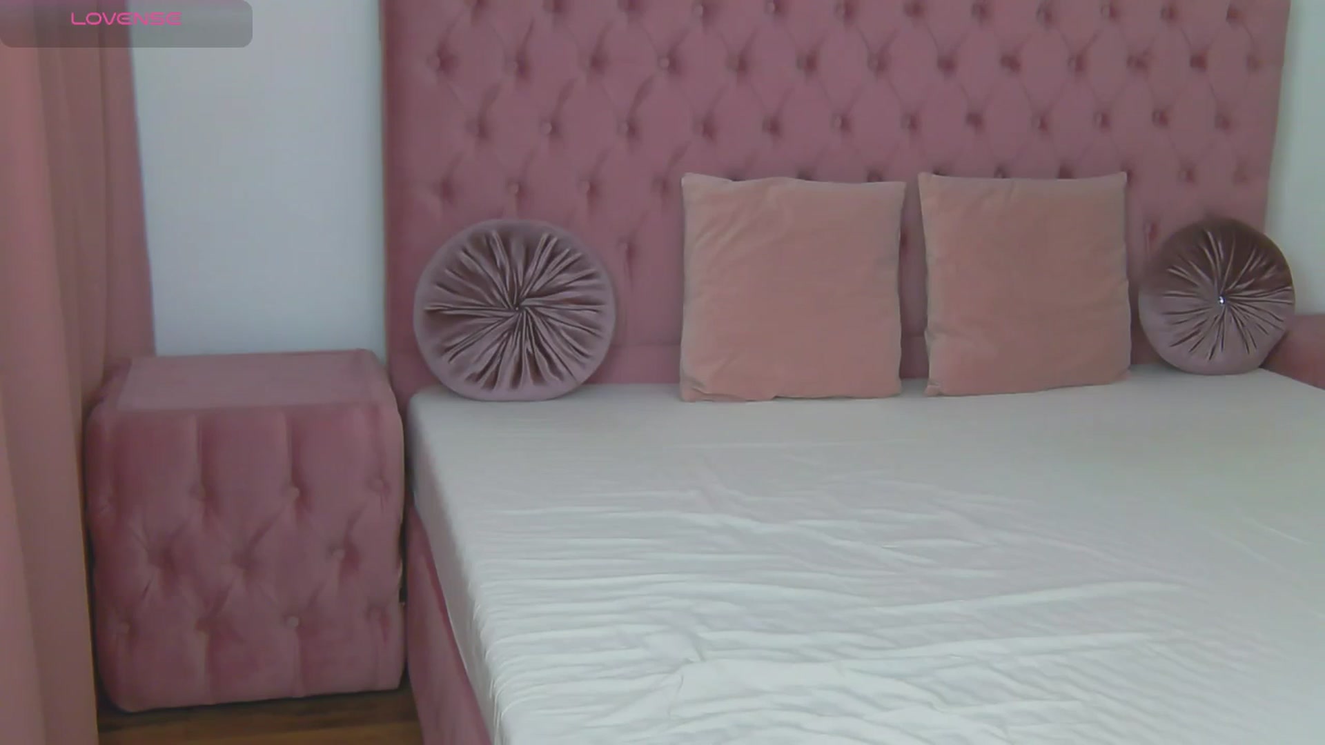 Gallery image thumbnail from PinkSexxe's myfreecams stream on, 02/16/2026, 15:19 image 16 of 20