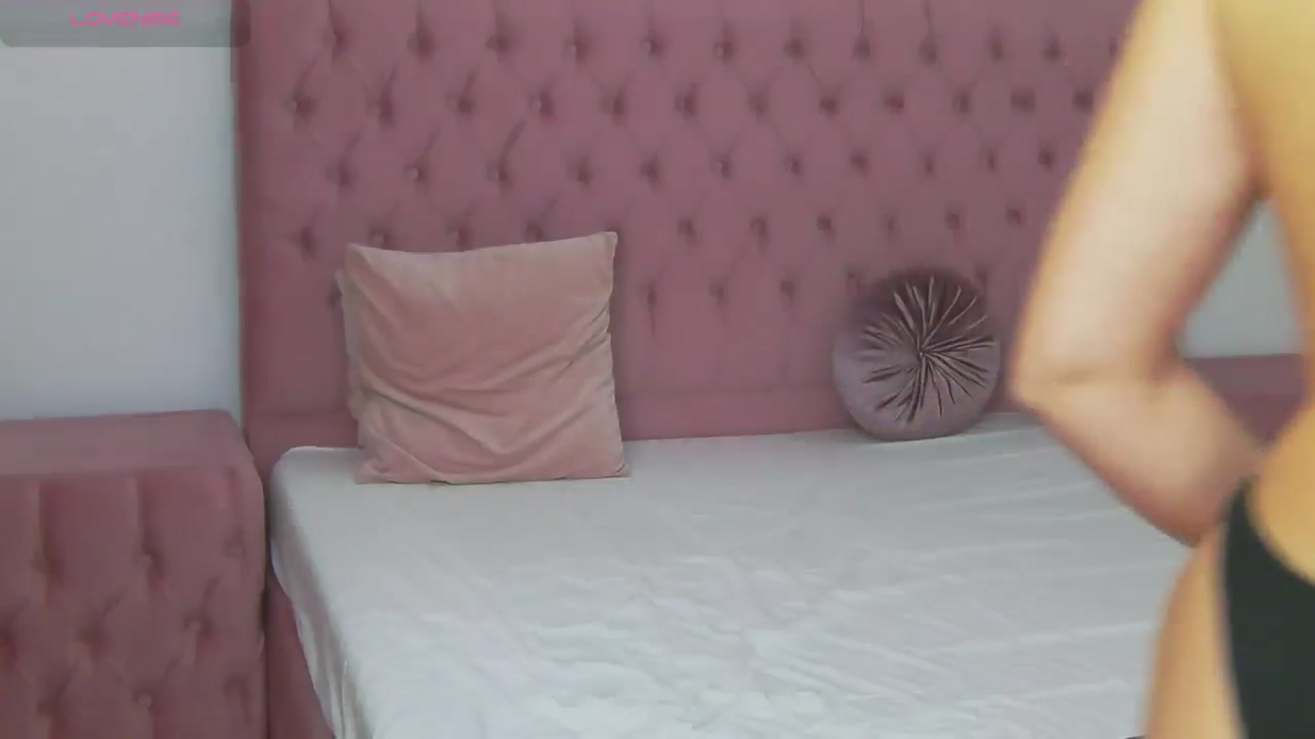 Gallery image thumbnail from PinkSexxe's myfreecams stream on, 03/28/2026, 15:10 image 4 of 20