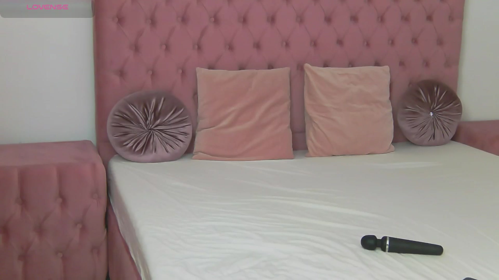 Gallery image thumbnail from PinkSexxe's myfreecams stream on, 04/23/2026, 13:33 image 7 of 20