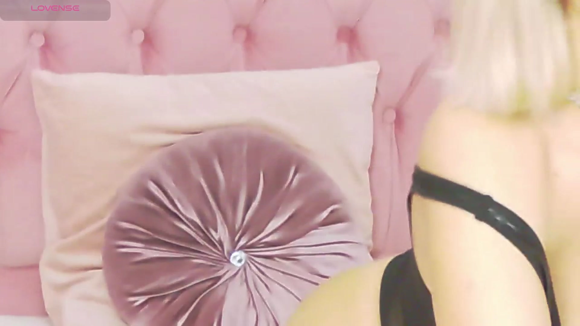 Gallery image thumbnail from PinkSexxe's myfreecams stream on, 04/29/2026, 14:32 image 7 of 20