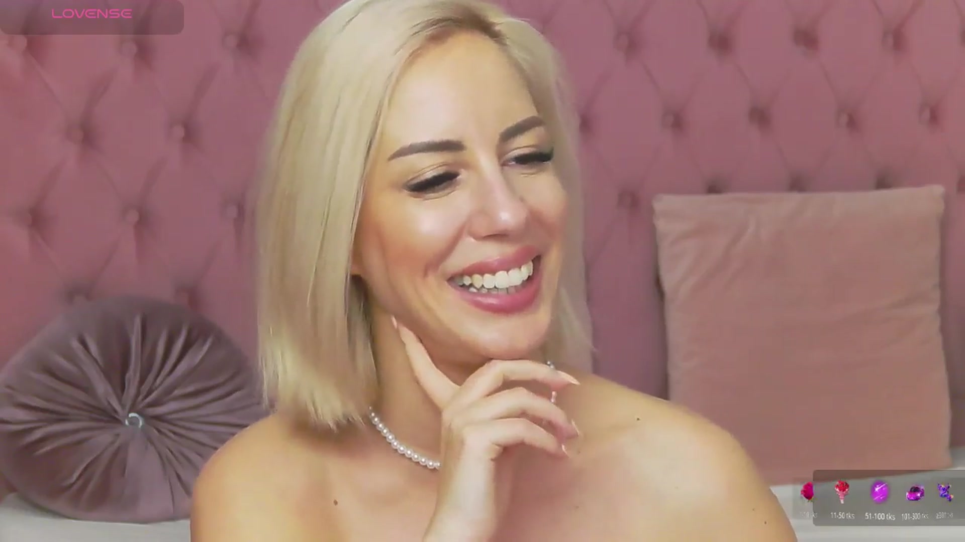 Gallery image thumbnail from PinkSexxe's myfreecams stream on, 05/01/2026, 14:40 image 2 of 20