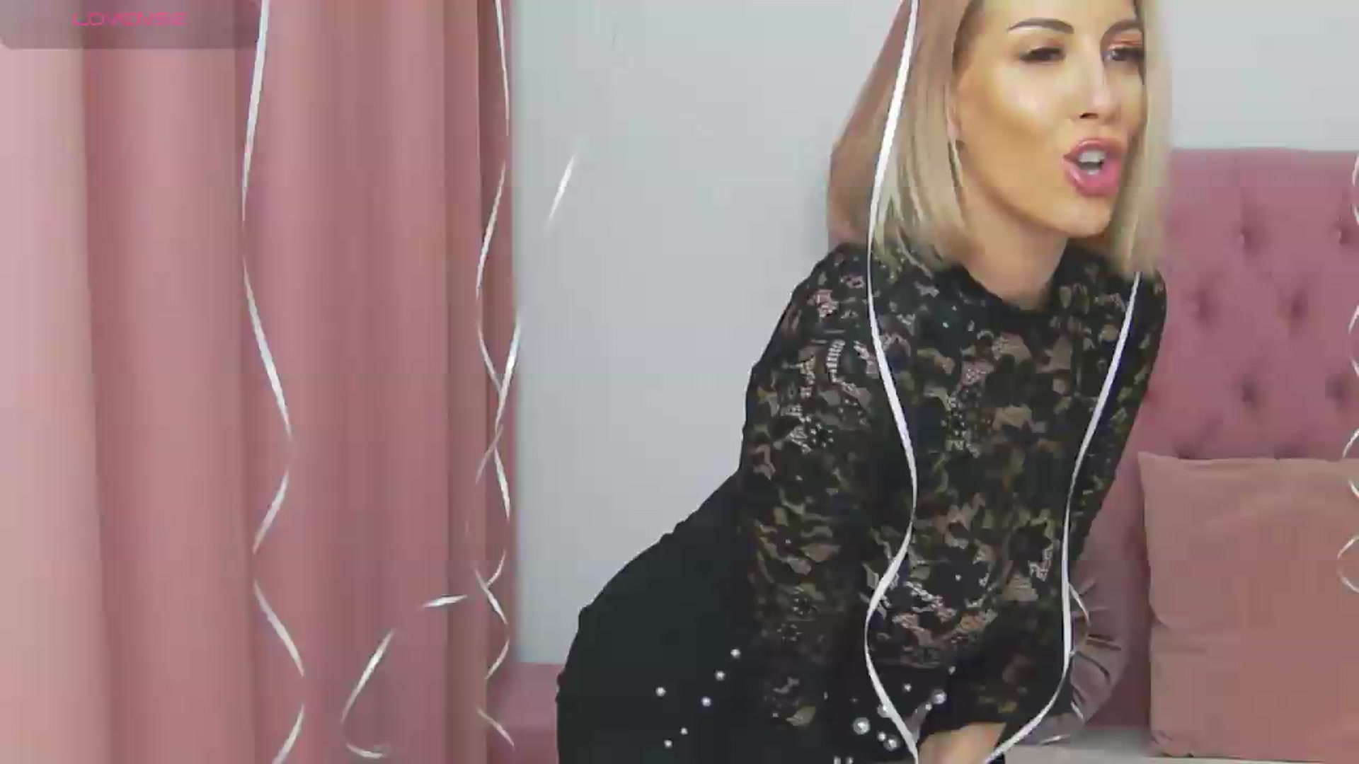 Gallery image thumbnail from PinkSexxe's myfreecams stream on, 05/13/2026, 12:50 image 18 of 20