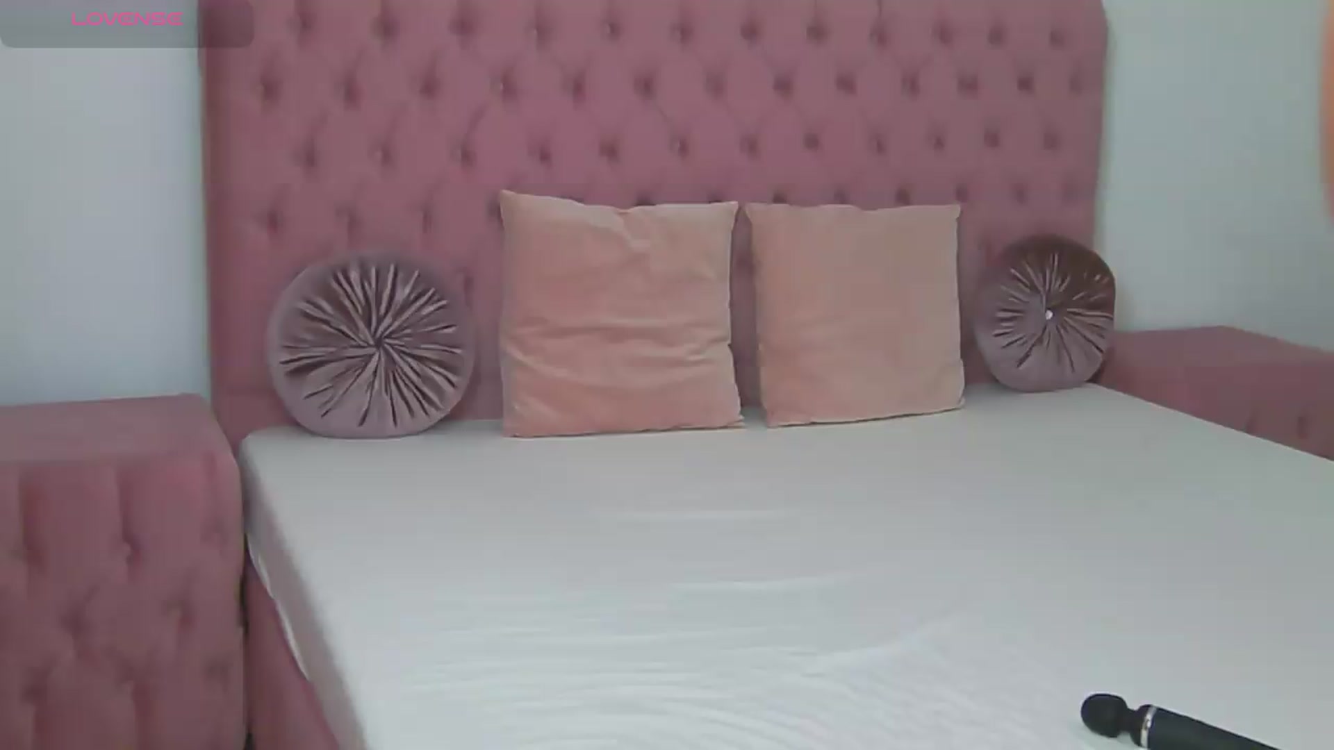 Gallery image thumbnail from PinkSexxe's myfreecams stream on, 05/14/2026, 09:42 image 12 of 20